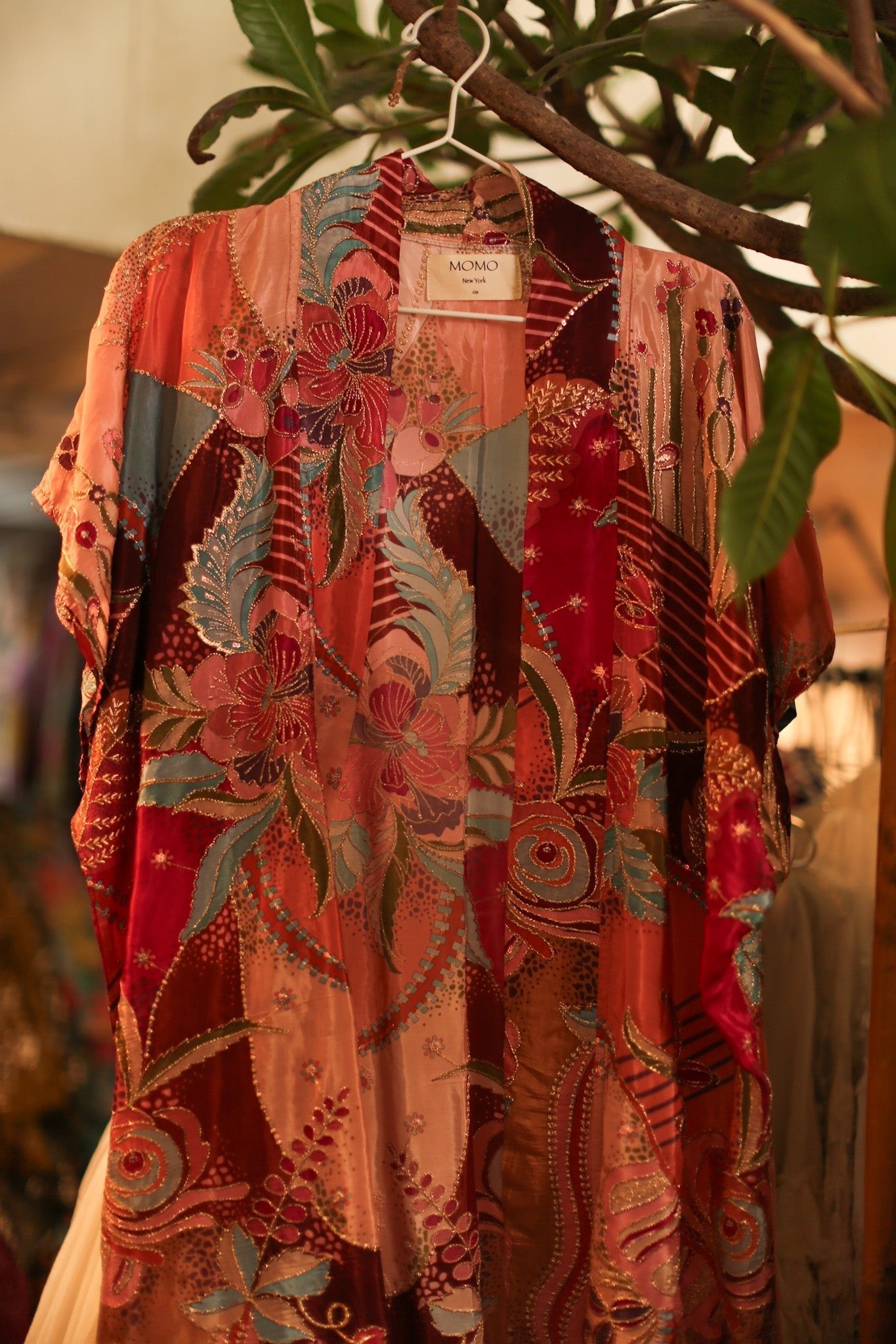 EMBROIDERED SILK KIMONO NATASHA - BANGKOK TAILOR CLOTHING STORE - HANDMADE CLOTHING