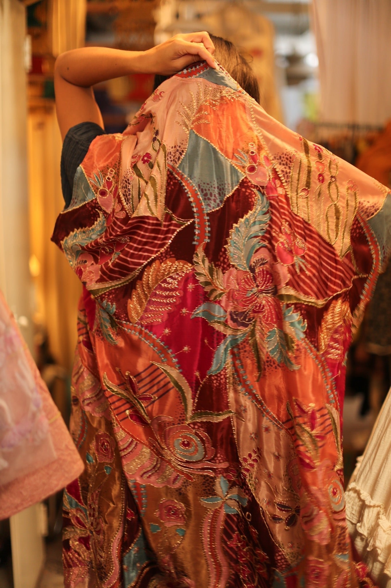 EMBROIDERED SILK KIMONO NATASHA - BANGKOK TAILOR CLOTHING STORE - HANDMADE CLOTHING