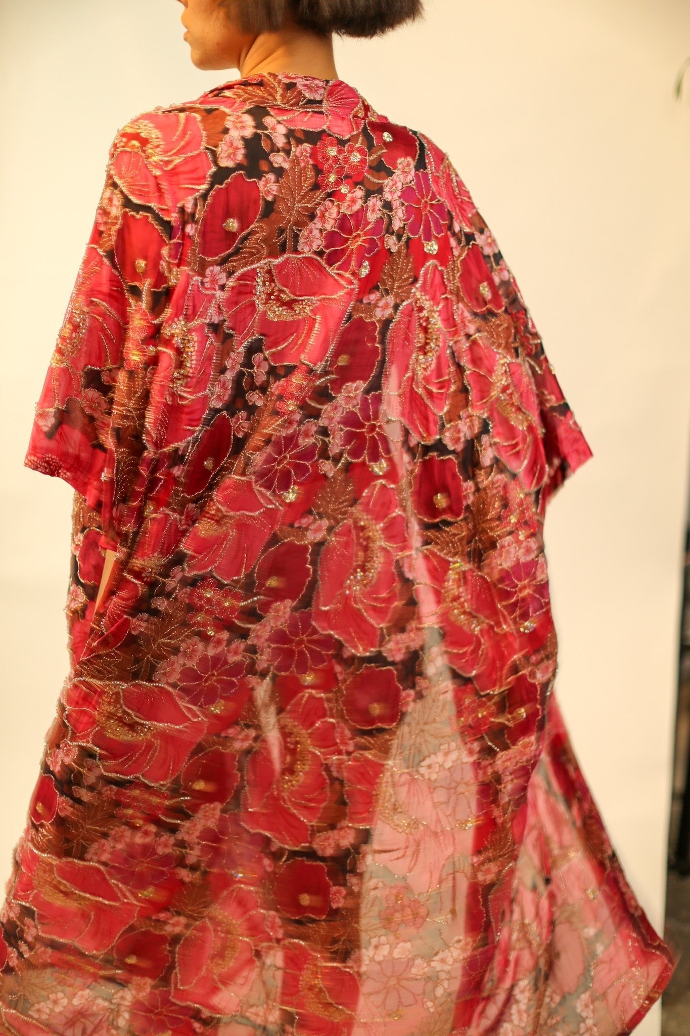 EMBROIDERED SILK KIMONO SANDY - BANGKOK TAILOR CLOTHING STORE - HANDMADE CLOTHING