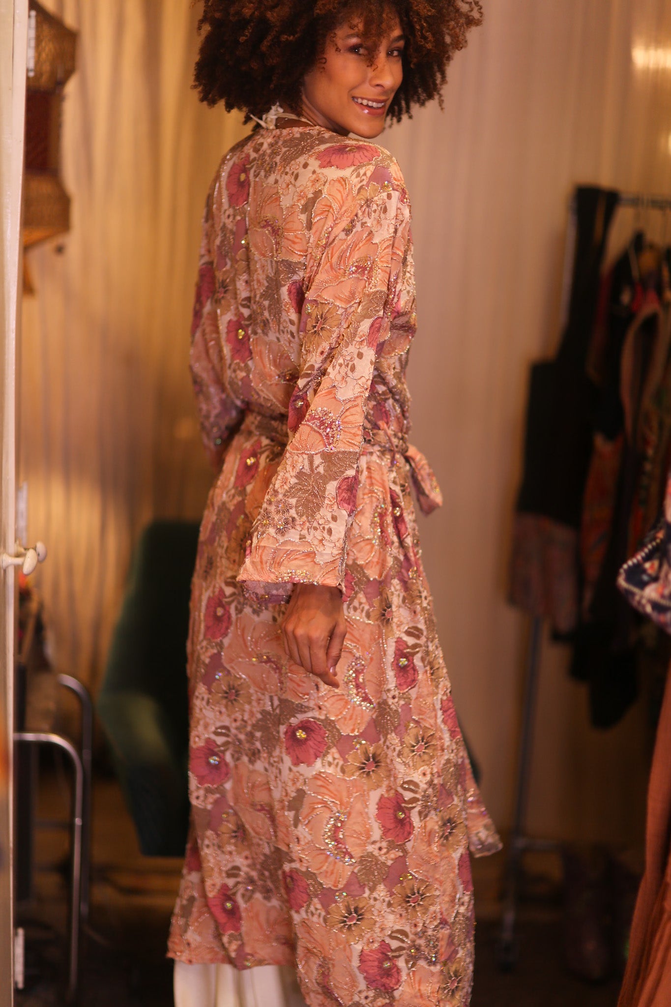EMBROIDERED SILK LONG KIMONO CONTANCA IRIS - BANGKOK TAILOR CLOTHING STORE - HANDMADE CLOTHING