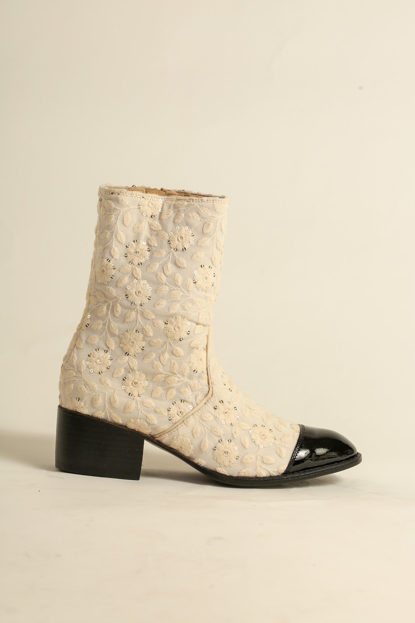 EMBROIDERED SILK PATENT BLACK CAP BOOTS COCOCHA - BANGKOK TAILOR CLOTHING STORE - HANDMADE CLOTHING