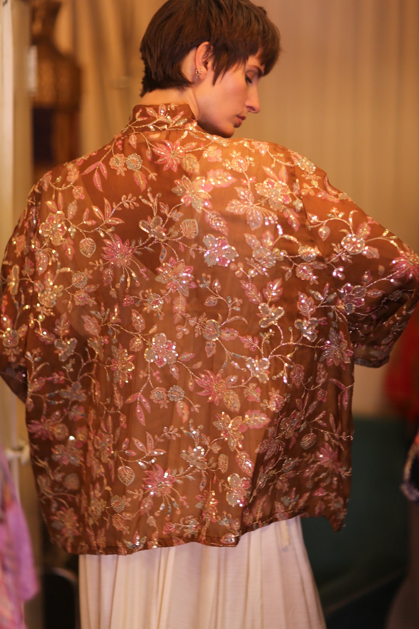 EMBROIDERED SILK SHORT KIMONO SIENNA - BANGKOK TAILOR CLOTHING STORE - HANDMADE CLOTHING