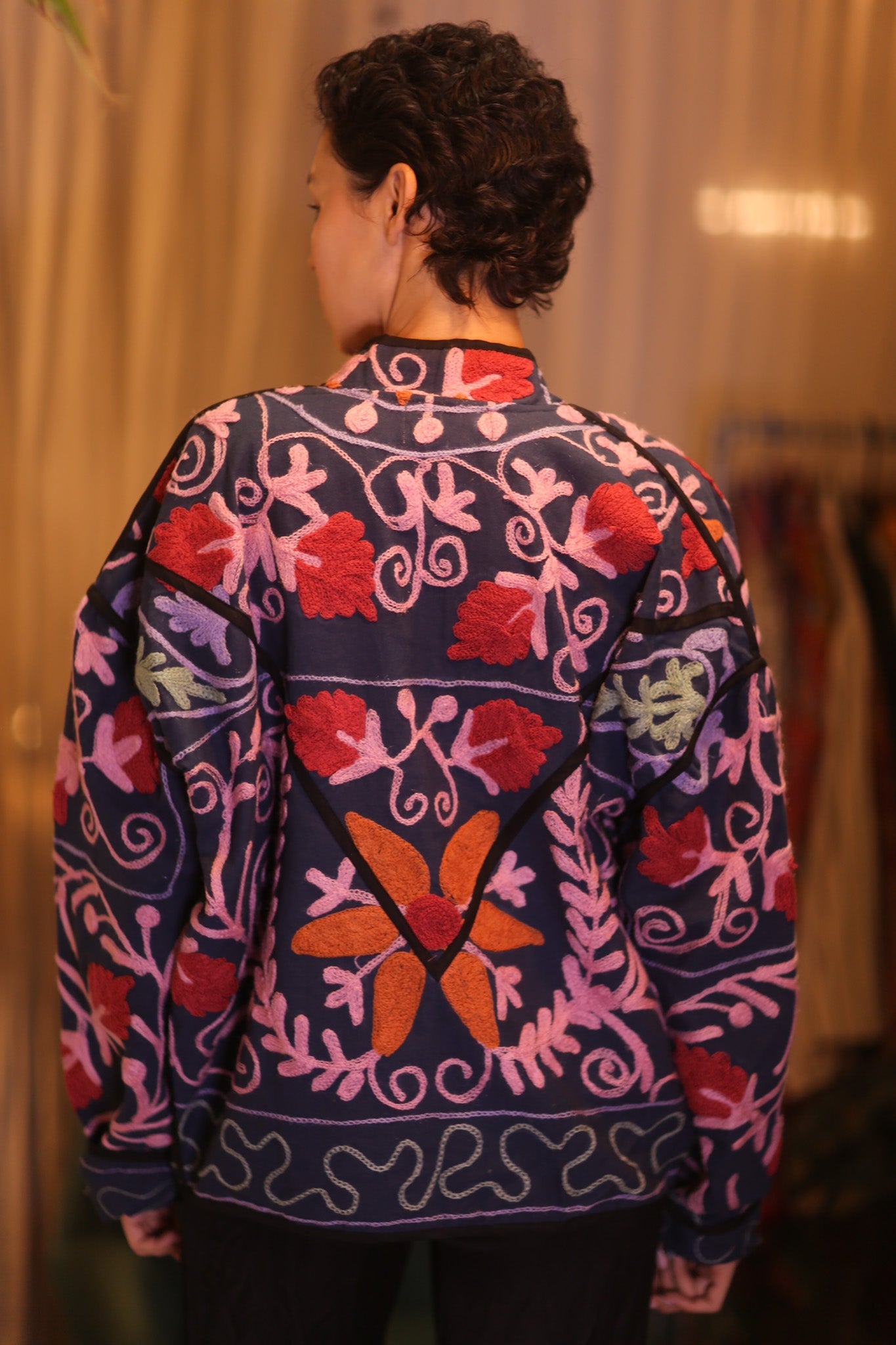 EMBROIDERED SUZANI JACKET JIM - BANGKOK TAILOR CLOTHING STORE - HANDMADE CLOTHING