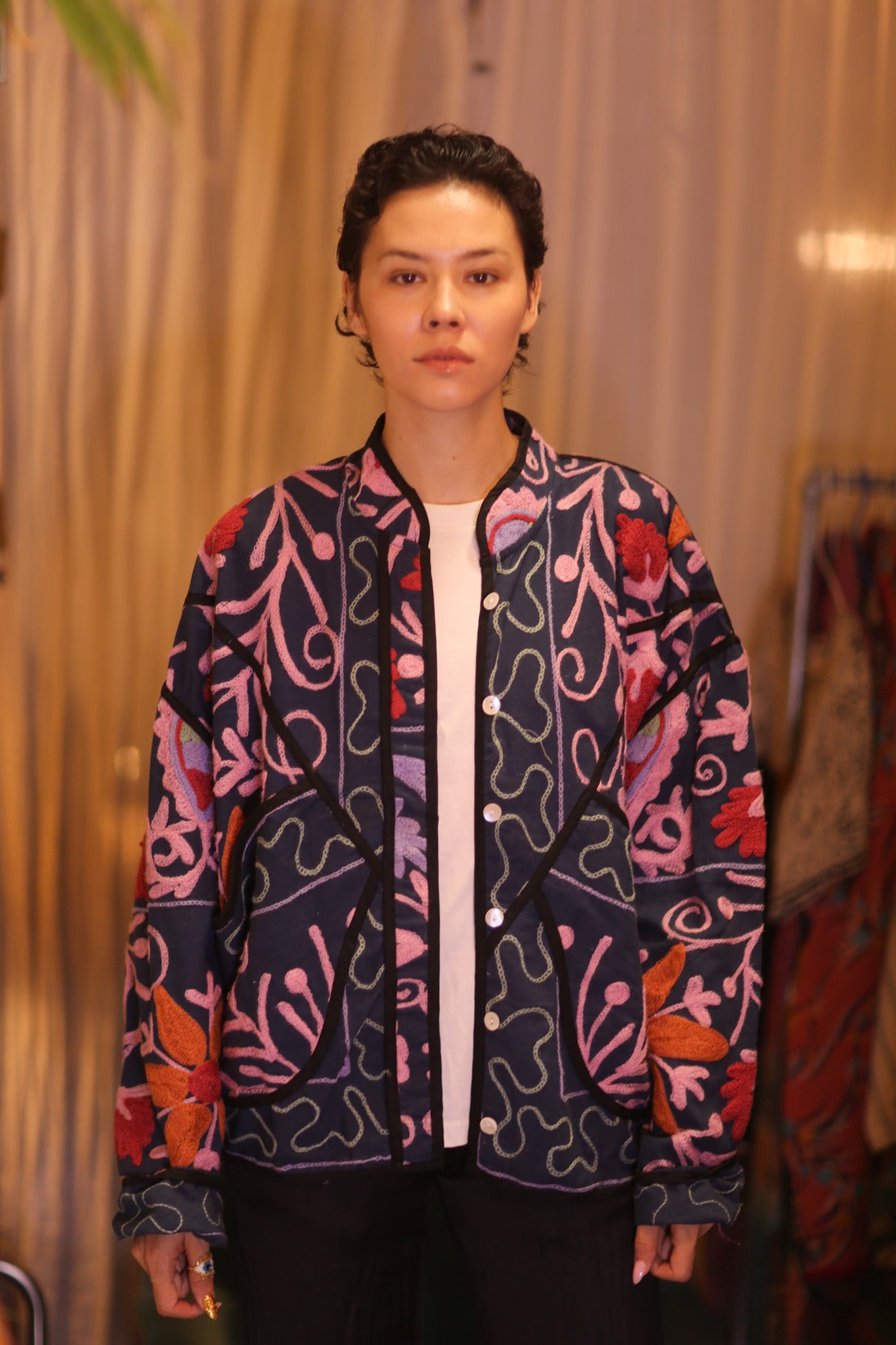 EMBROIDERED SUZANI JACKET JIM - BANGKOK TAILOR CLOTHING STORE - HANDMADE CLOTHING