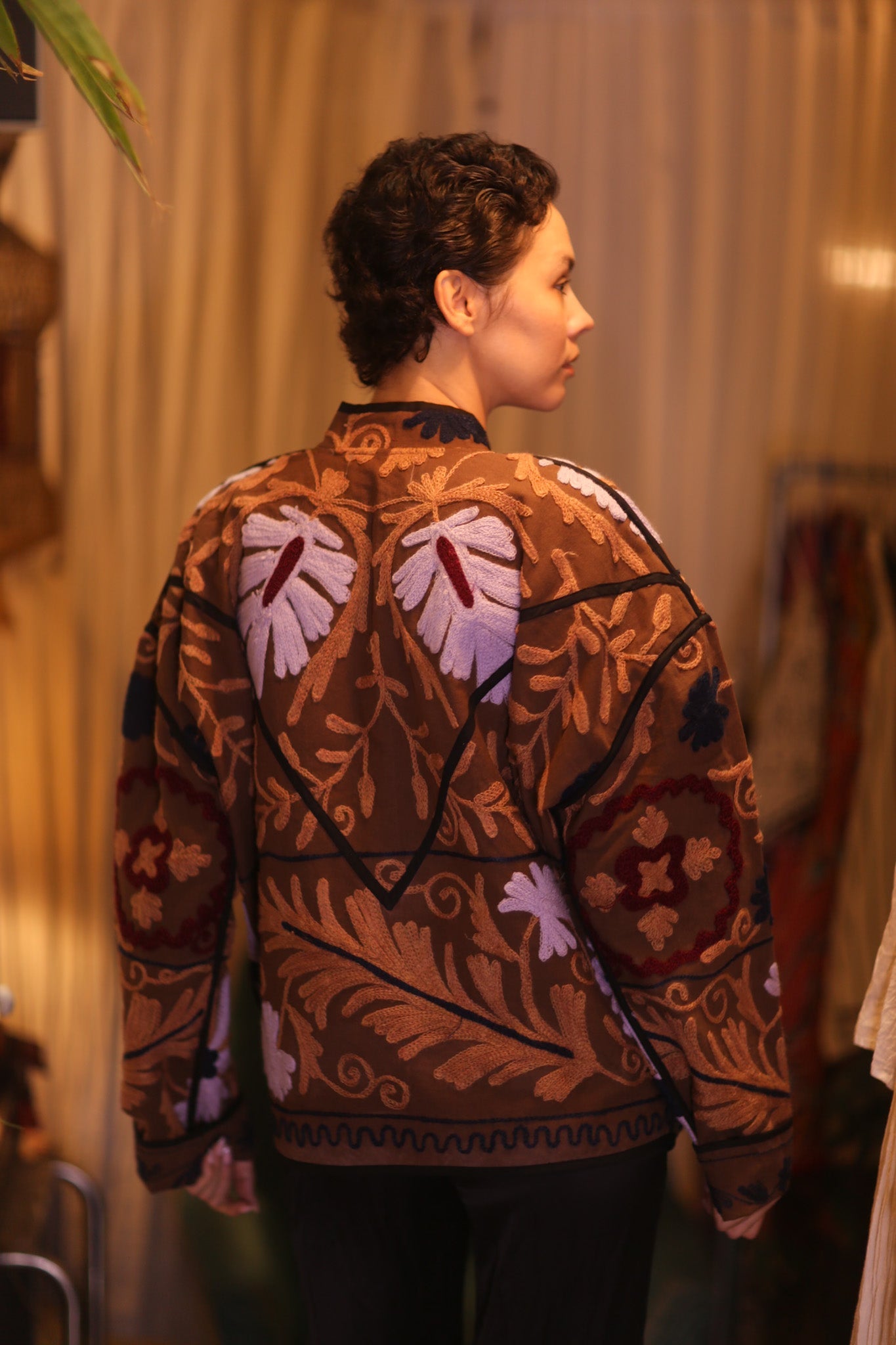 EMBROIDERED SUZANI JACKET MICHAL - BANGKOK TAILOR CLOTHING STORE - HANDMADE CLOTHING