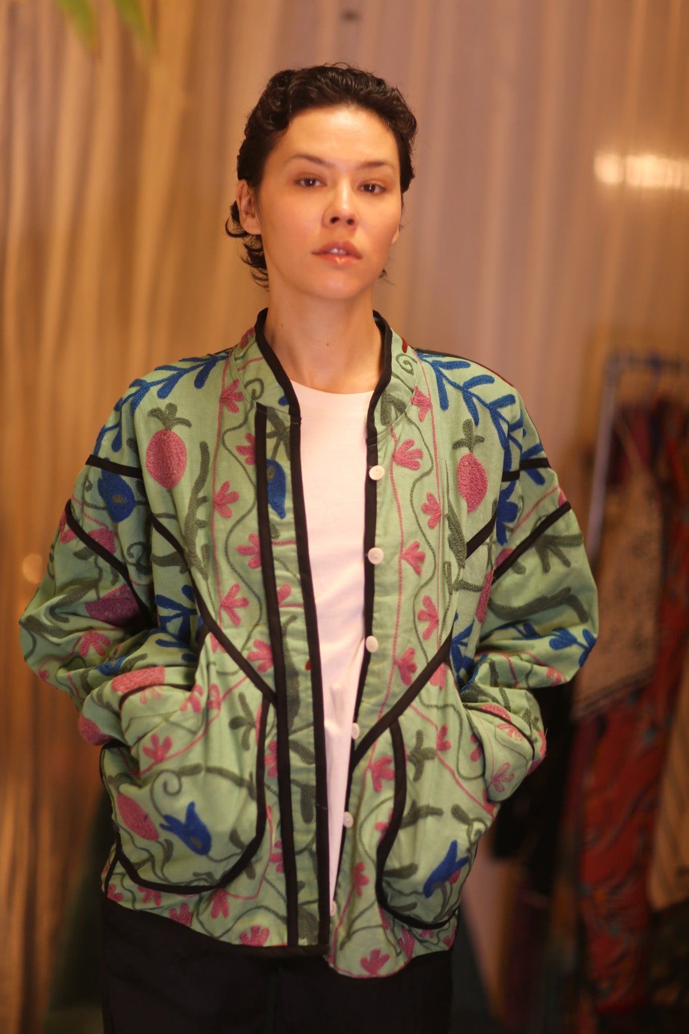 EMBROIDERED SUZANI JACKET MINA - BANGKOK TAILOR CLOTHING STORE - HANDMADE CLOTHING