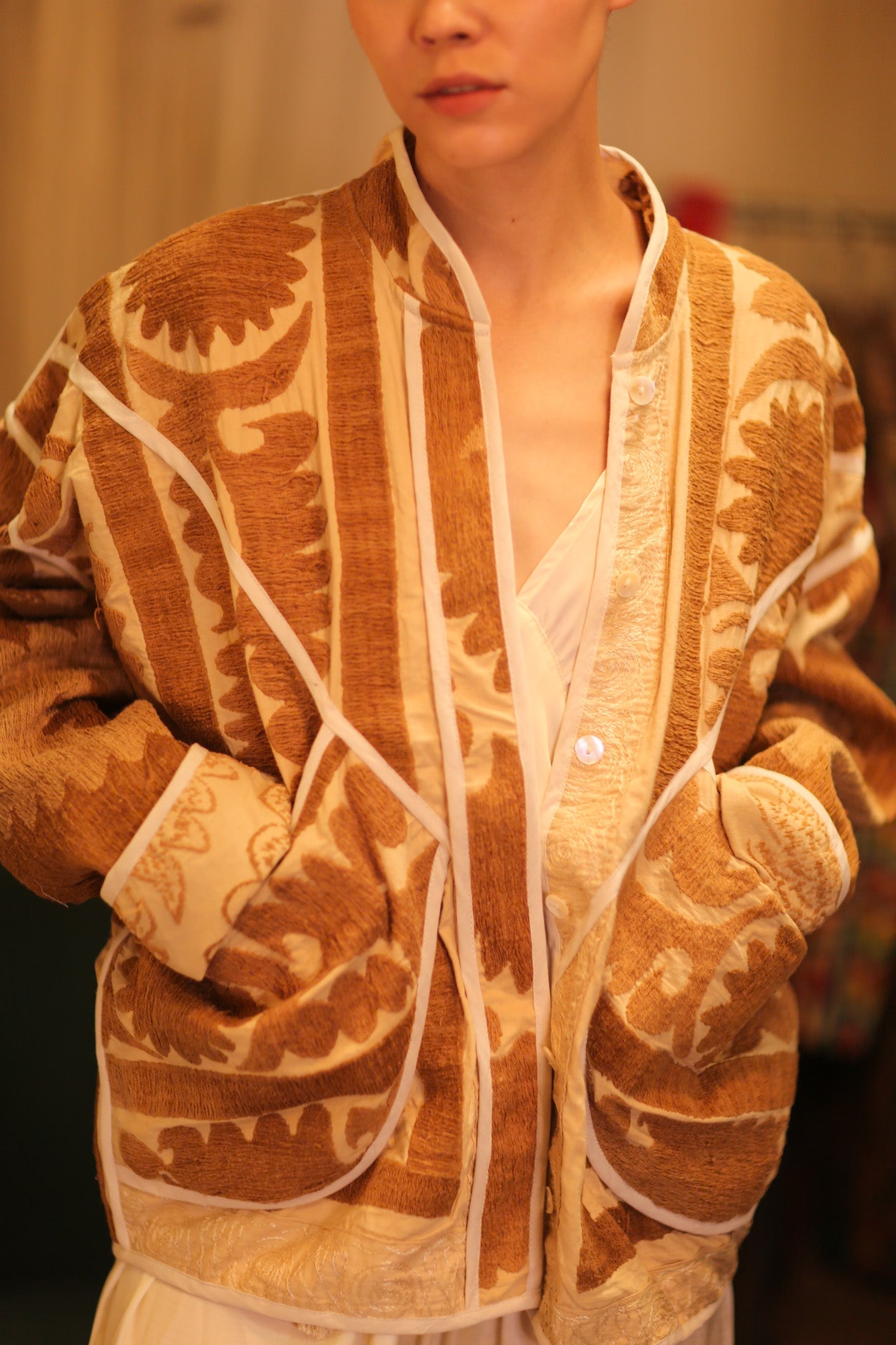 EMBROIDERED SUZANI JACKET PDIN - BANGKOK TAILOR CLOTHING STORE - HANDMADE CLOTHING