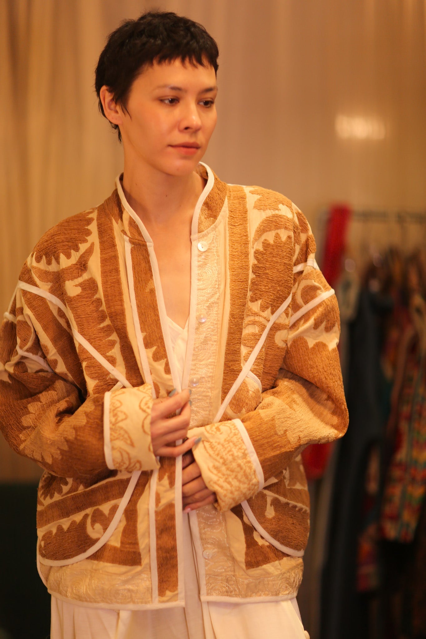 EMBROIDERED SUZANI JACKET PDIN - BANGKOK TAILOR CLOTHING STORE - HANDMADE CLOTHING