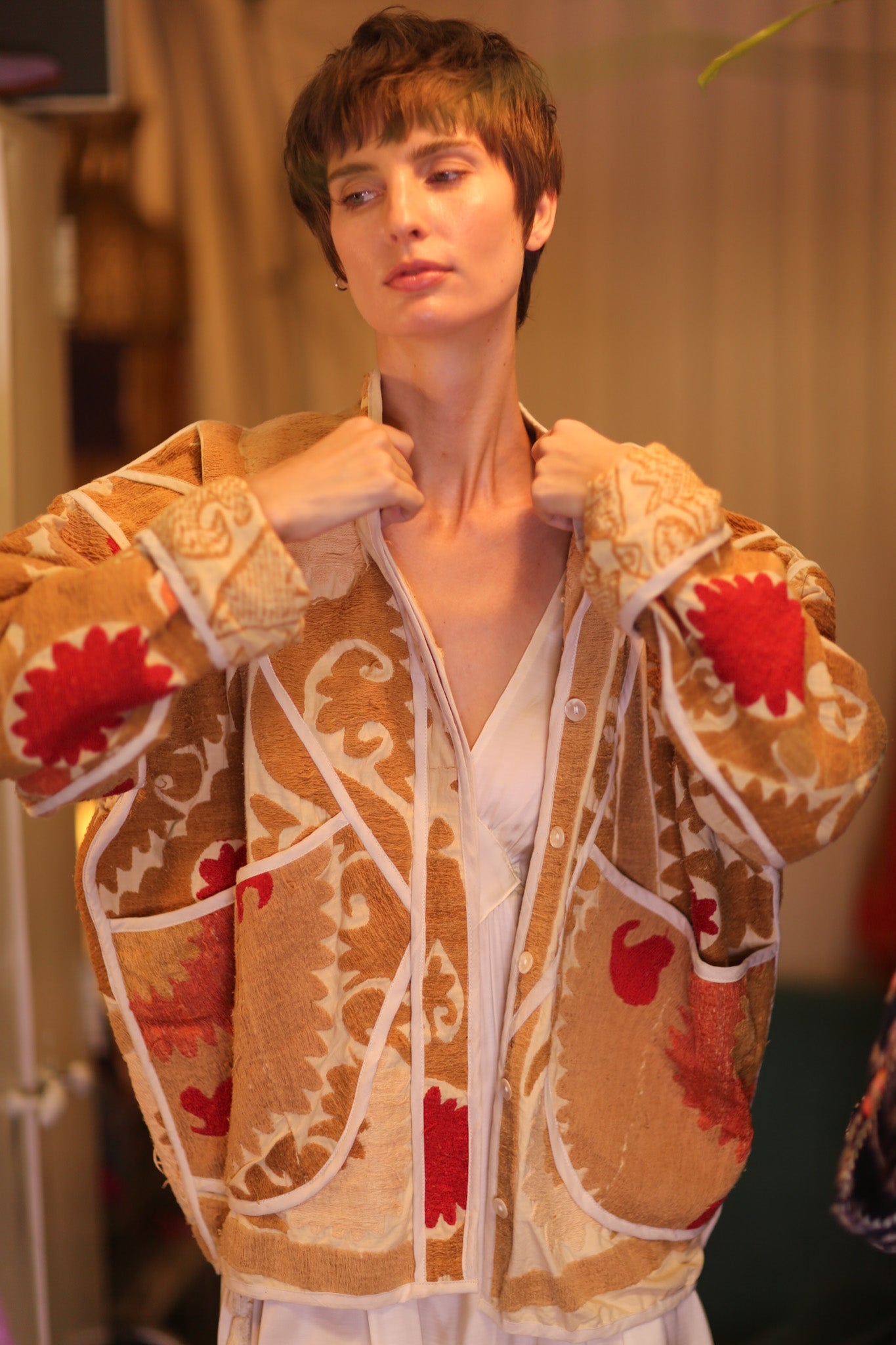EMBROIDERED SUZANI JACKET ZARINA - BANGKOK TAILOR CLOTHING STORE - HANDMADE CLOTHING