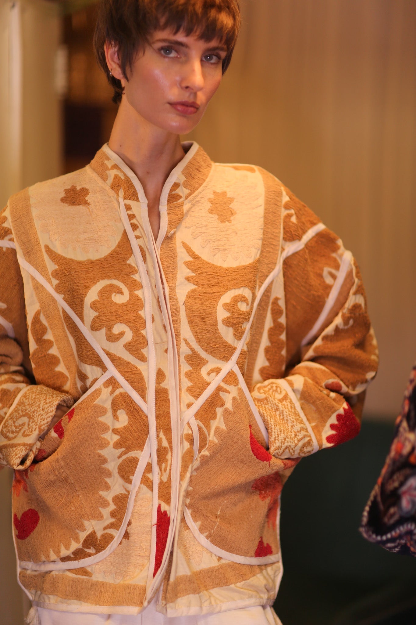 EMBROIDERED SUZANI JACKET ZARINA - BANGKOK TAILOR CLOTHING STORE - HANDMADE CLOTHING