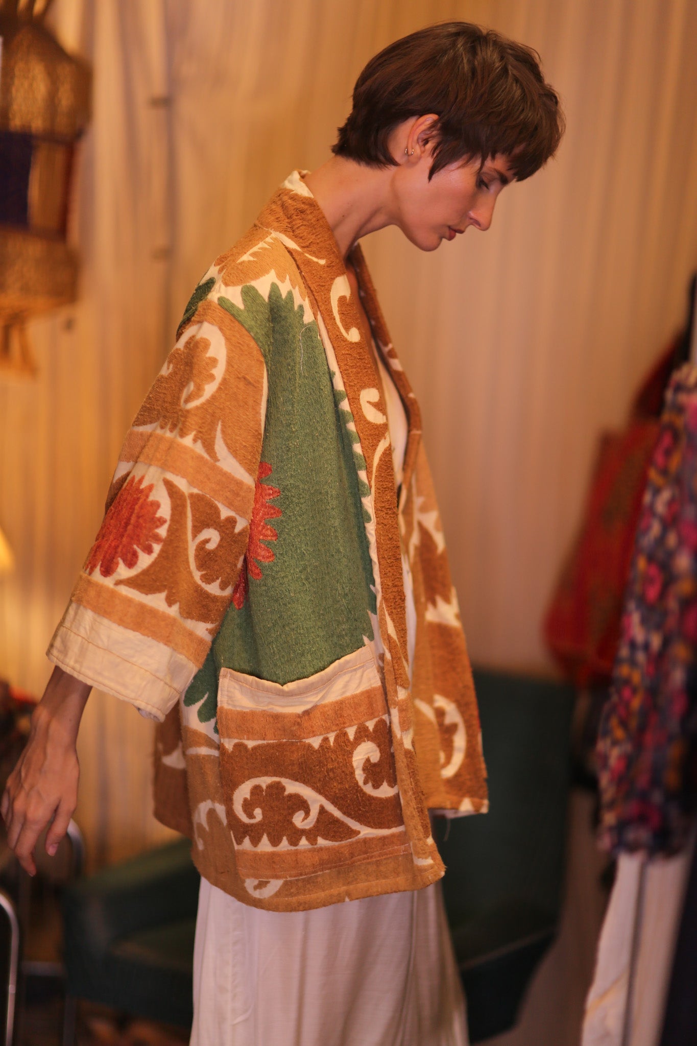 EMBROIDERED SUZANI SHORT KIMONO SPRING - BANGKOK TAILOR CLOTHING STORE - HANDMADE CLOTHING