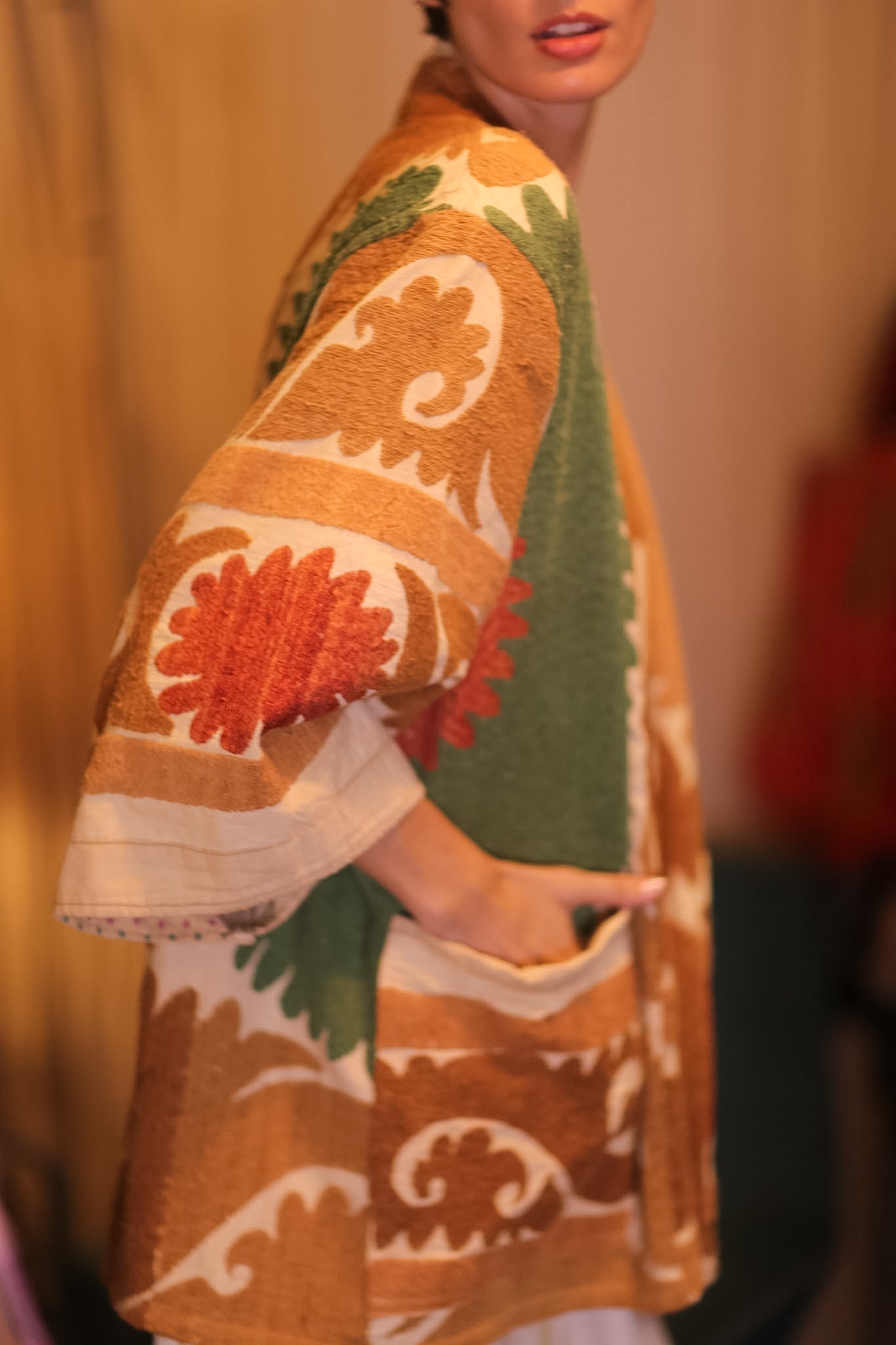 EMBROIDERED SUZANI SHORT KIMONO SPRING - BANGKOK TAILOR CLOTHING STORE - HANDMADE CLOTHING