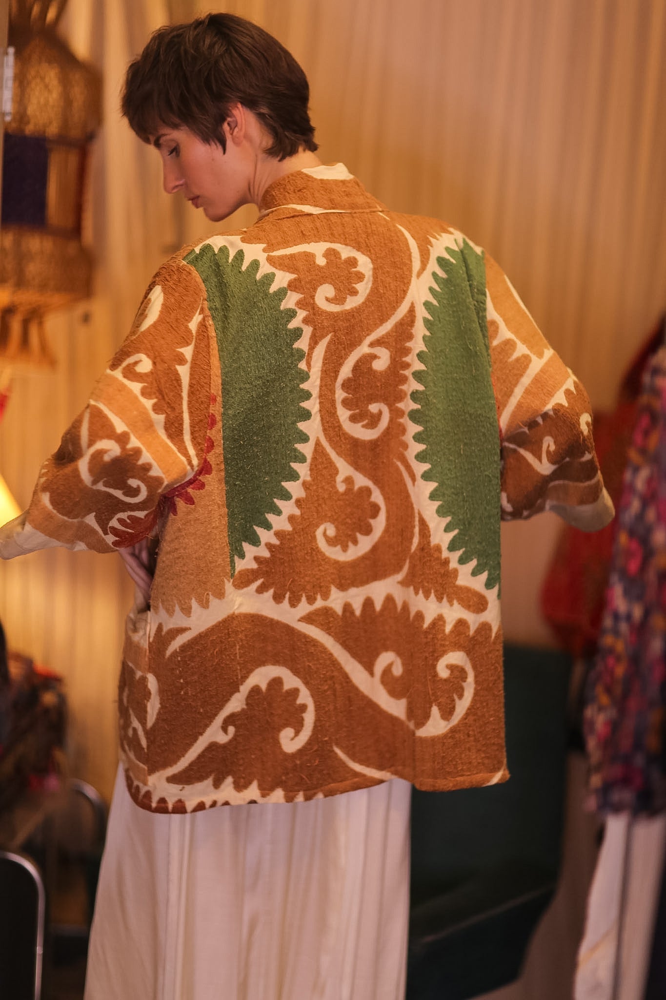 EMBROIDERED SUZANI SHORT KIMONO SPRING - BANGKOK TAILOR CLOTHING STORE - HANDMADE CLOTHING