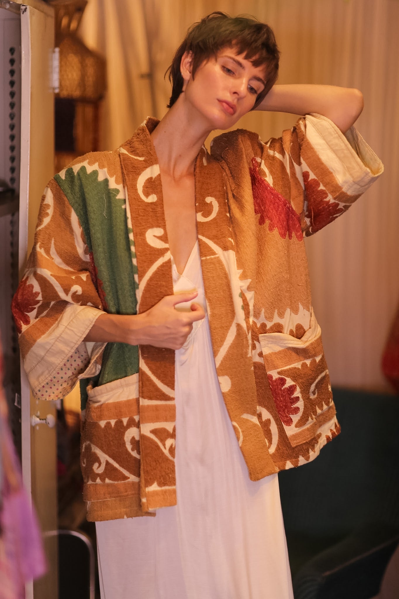 EMBROIDERED SUZANI SHORT KIMONO SPRING - BANGKOK TAILOR CLOTHING STORE - HANDMADE CLOTHING