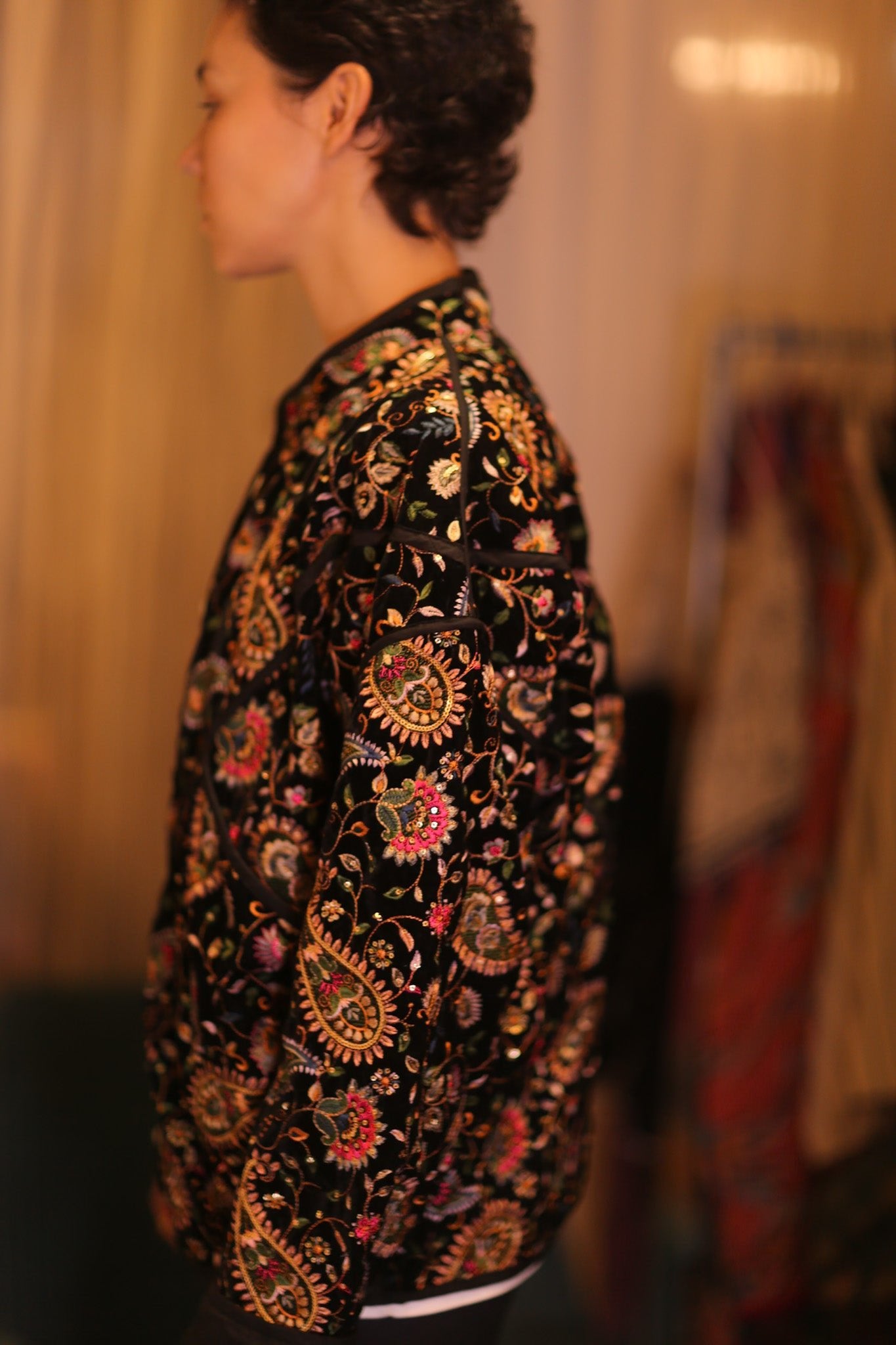 EMBROIDERED VELVET JACKET HYO - BANGKOK TAILOR CLOTHING STORE - HANDMADE CLOTHING