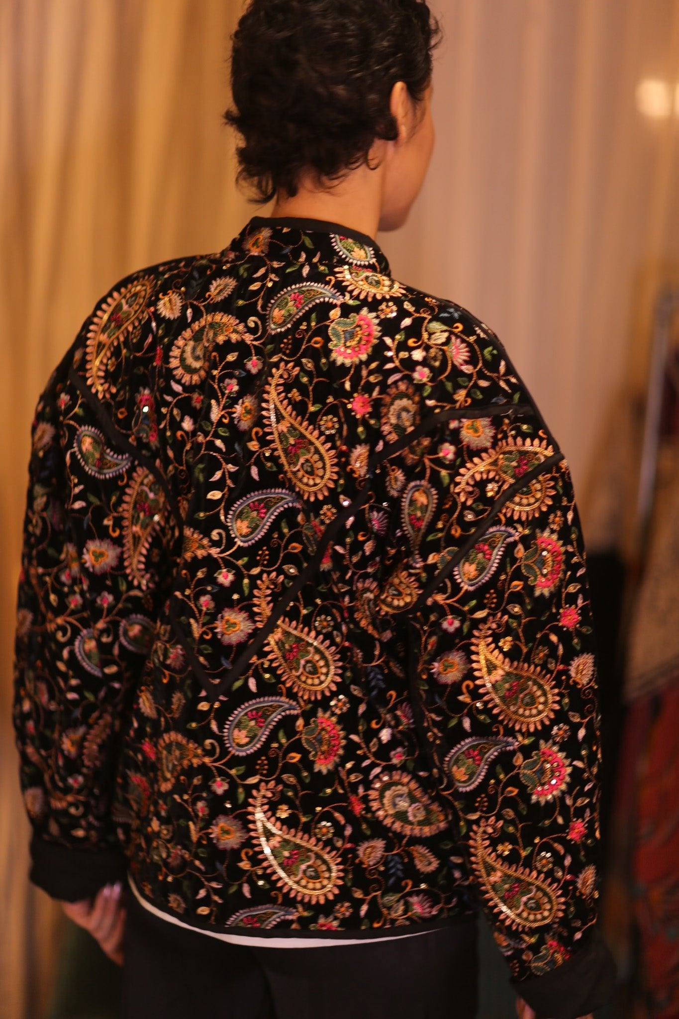 EMBROIDERED VELVET JACKET HYO - BANGKOK TAILOR CLOTHING STORE - HANDMADE CLOTHING