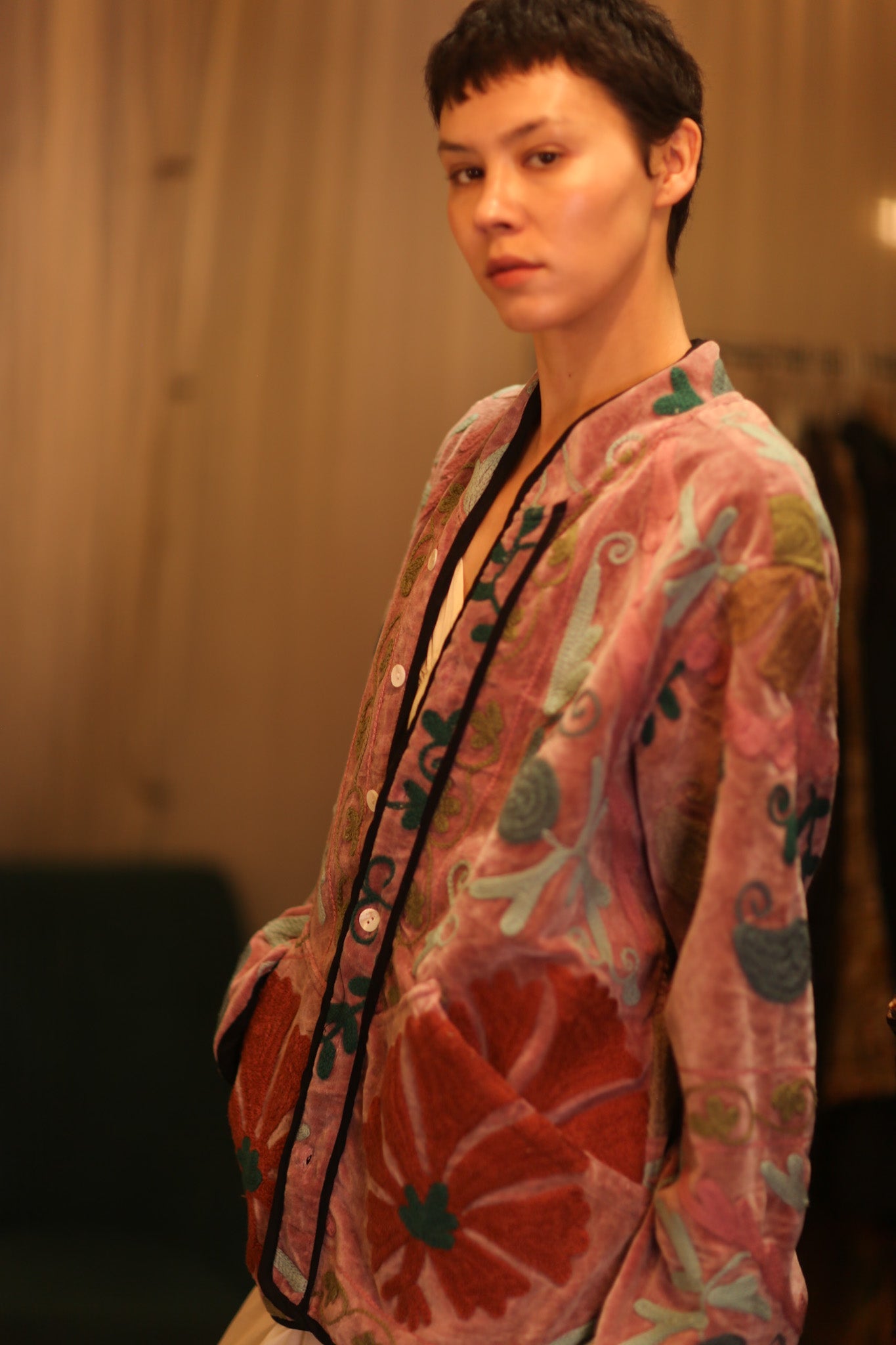 EMBROIDERED VELVET JACKET LADA - BANGKOK TAILOR CLOTHING STORE - HANDMADE CLOTHING