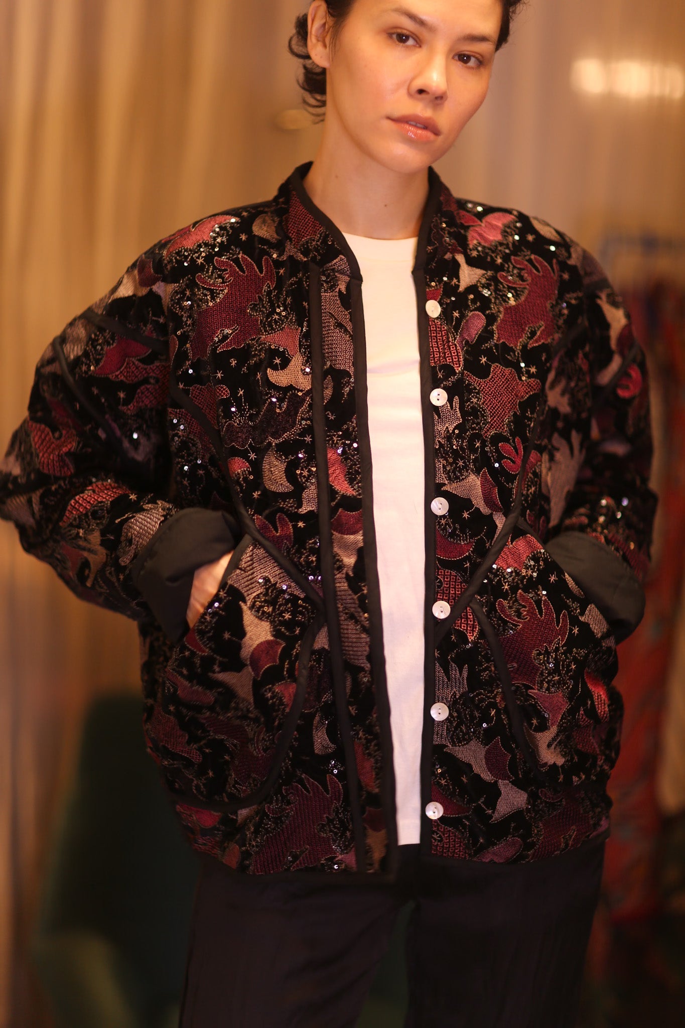 EMBROIDERED VELVET JACKET NYX - BANGKOK TAILOR CLOTHING STORE - HANDMADE CLOTHING