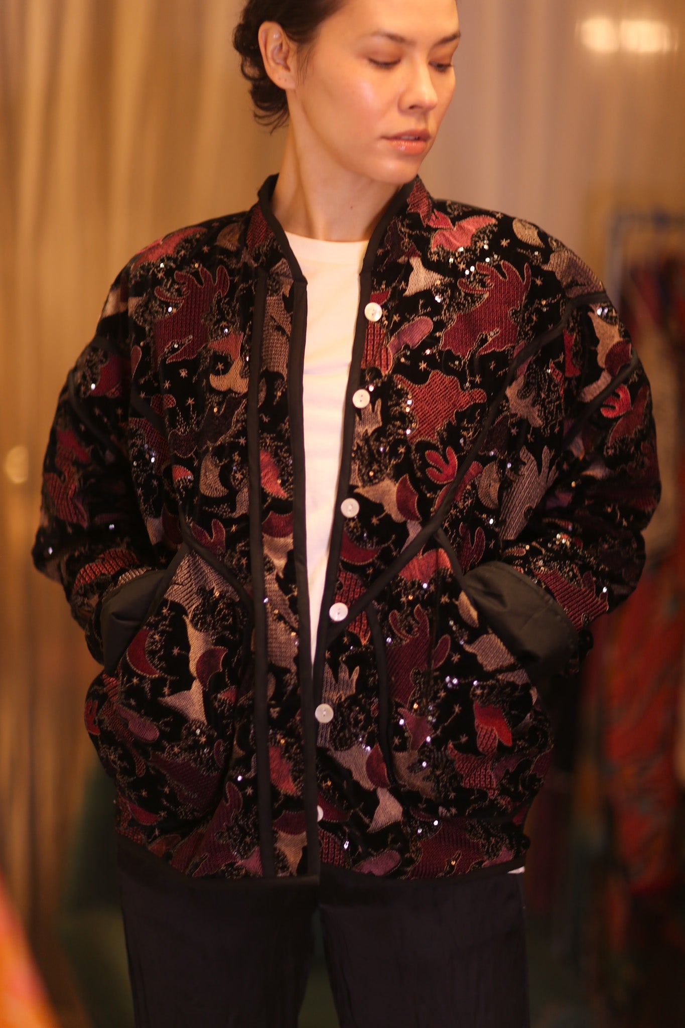 EMBROIDERED VELVET JACKET NYX - BANGKOK TAILOR CLOTHING STORE - HANDMADE CLOTHING