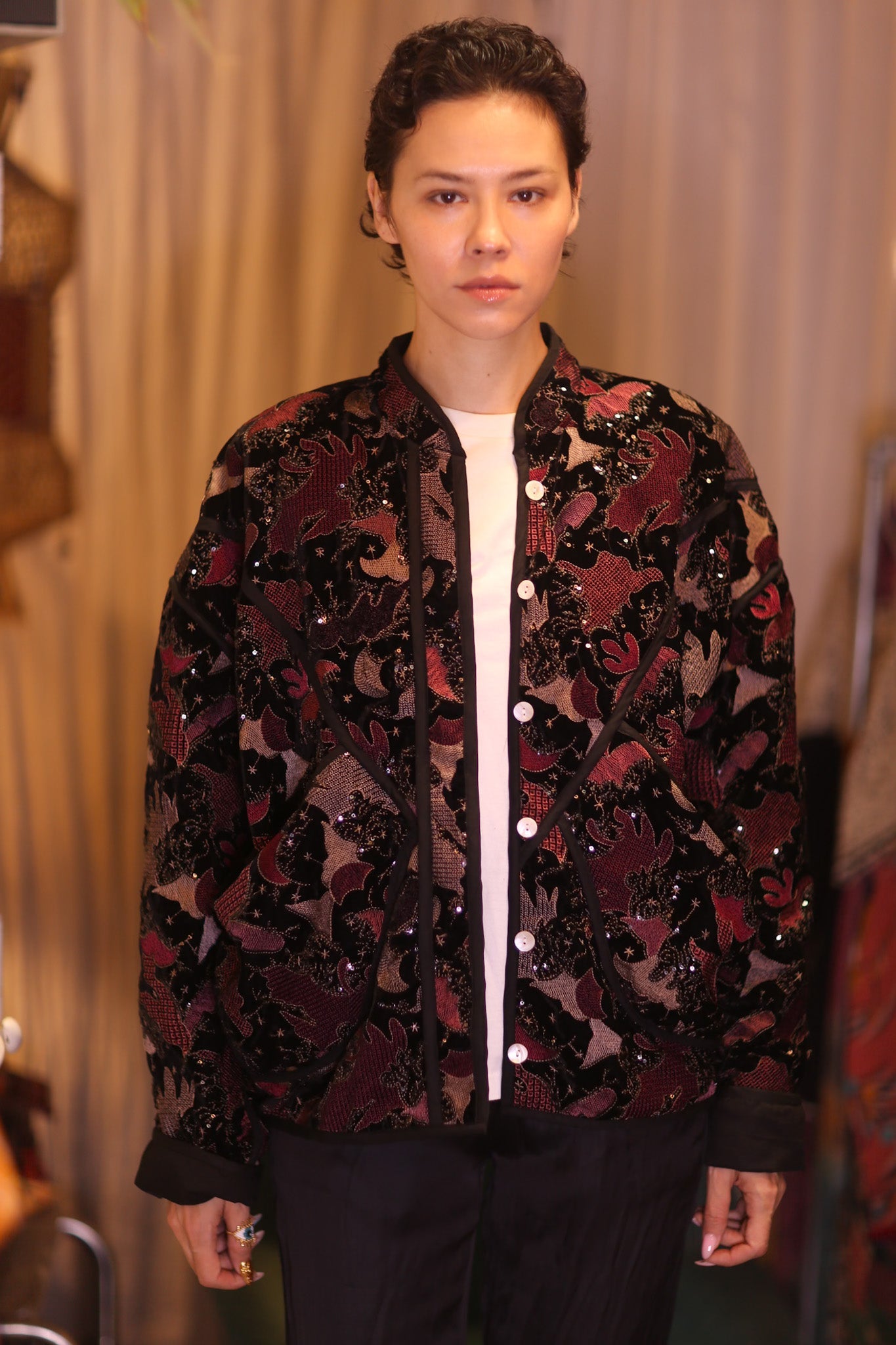 EMBROIDERED VELVET JACKET NYX - BANGKOK TAILOR CLOTHING STORE - HANDMADE CLOTHING