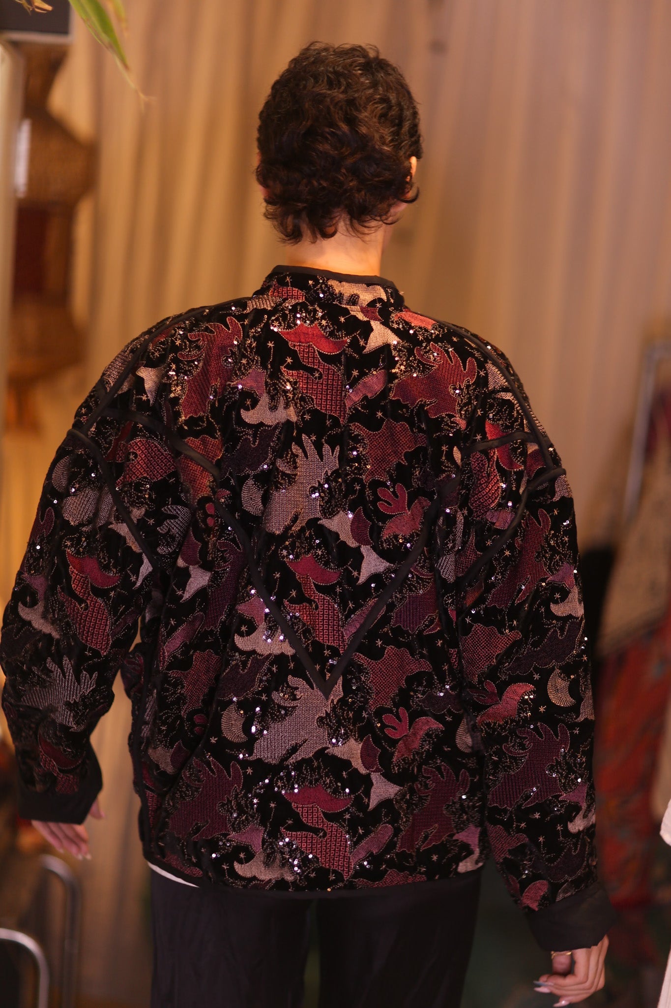 EMBROIDERED VELVET JACKET NYX - BANGKOK TAILOR CLOTHING STORE - HANDMADE CLOTHING