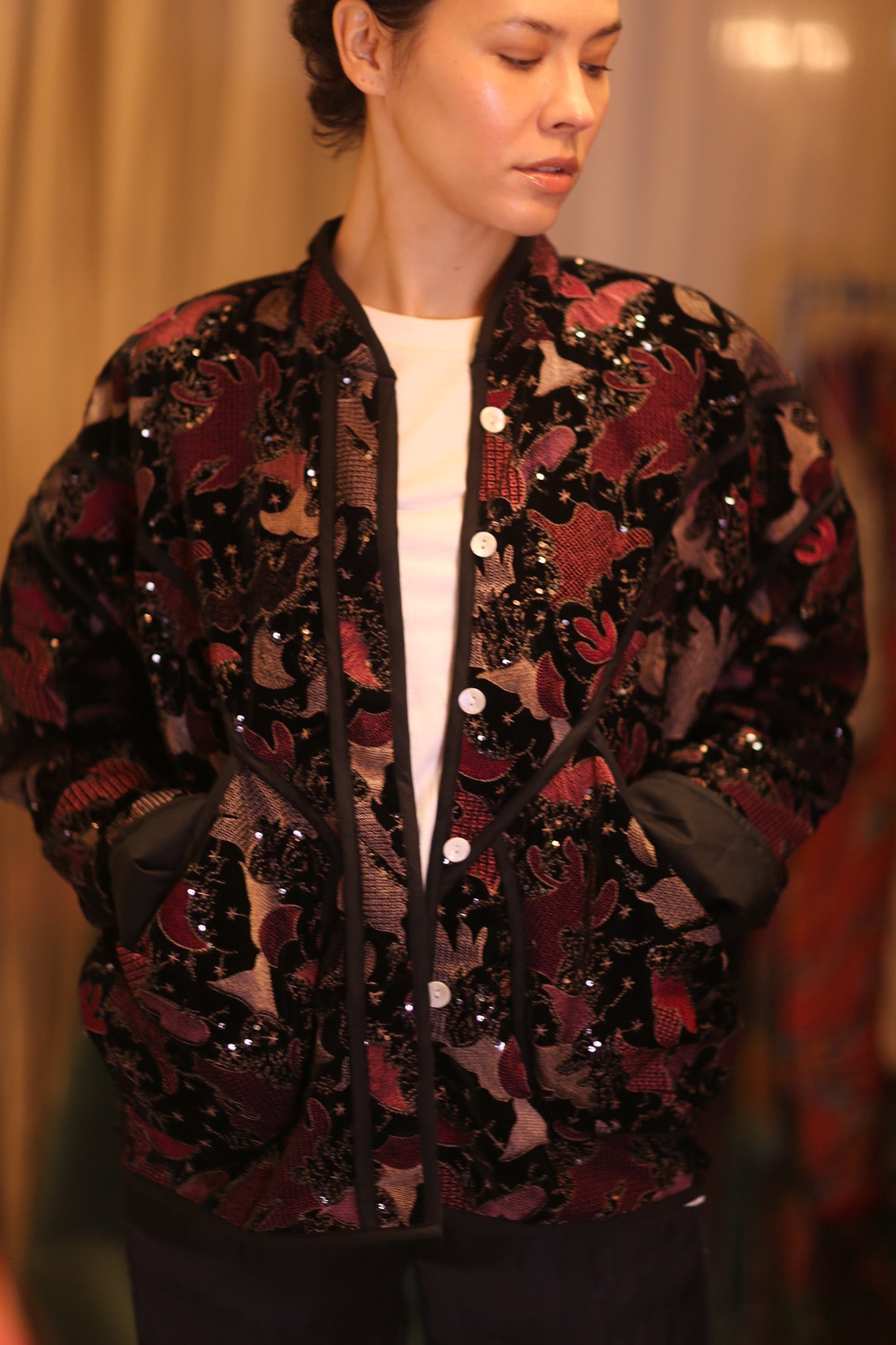 EMBROIDERED VELVET JACKET NYX - BANGKOK TAILOR CLOTHING STORE - HANDMADE CLOTHING