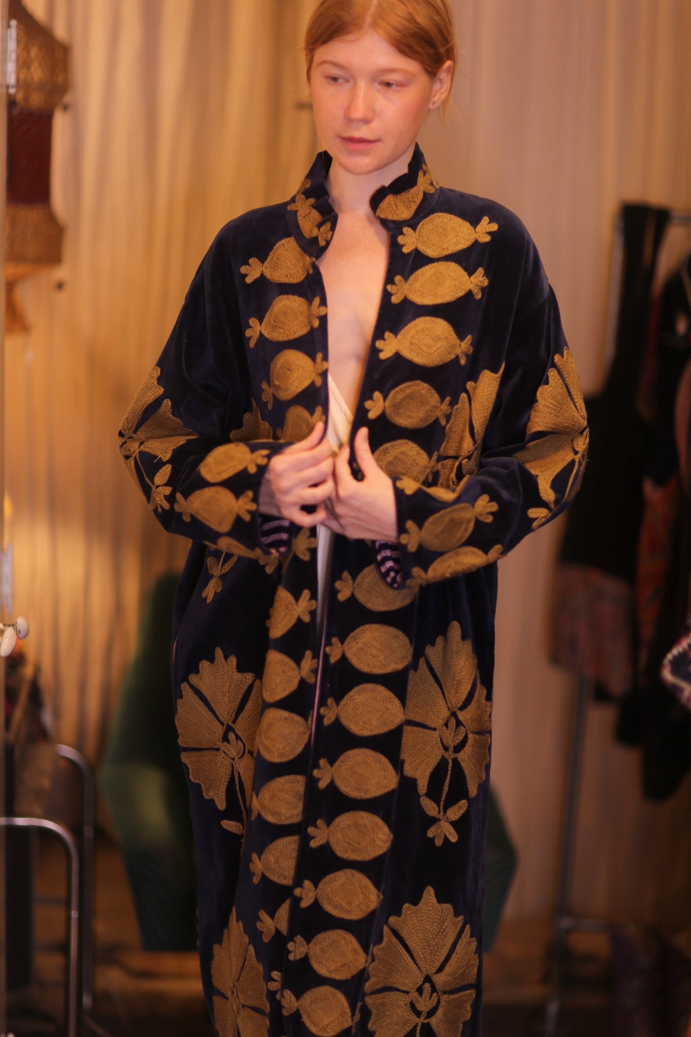 EMBROIDERED VELVET LONG COAT MISCHKA CHOLAR - BANGKOK TAILOR CLOTHING STORE - HANDMADE CLOTHING