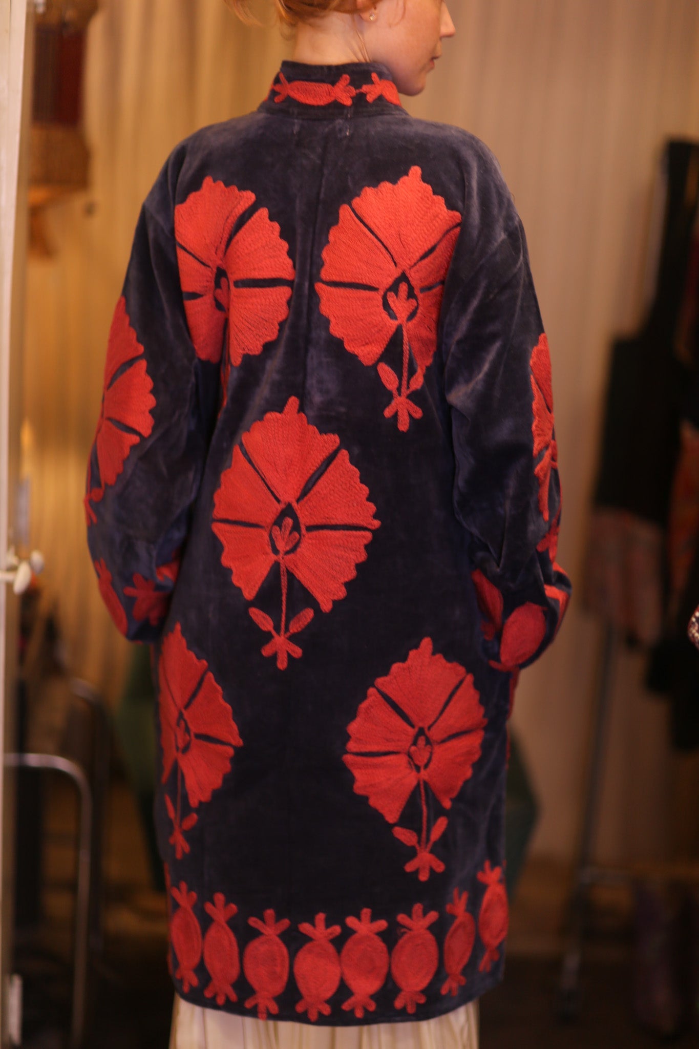 EMBROIDERED VELVET LONG COAT MISCHKA FAYE - BANGKOK TAILOR CLOTHING STORE - HANDMADE CLOTHING