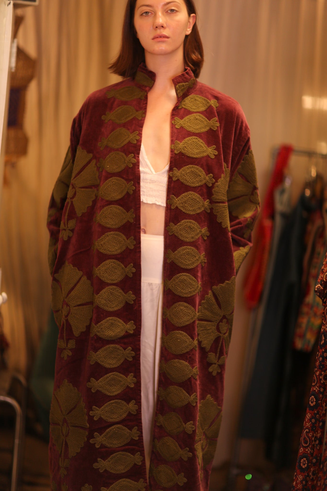 EMBROIDERED VELVET LONG COAT MISCHKA KHAING - BANGKOK TAILOR CLOTHING STORE - HANDMADE CLOTHING