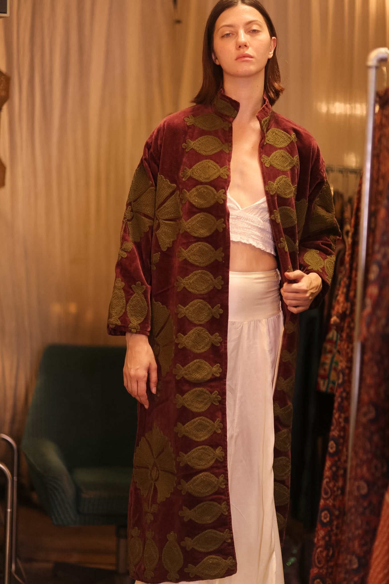 EMBROIDERED VELVET LONG COAT MISCHKA KHAING - BANGKOK TAILOR CLOTHING STORE - HANDMADE CLOTHING