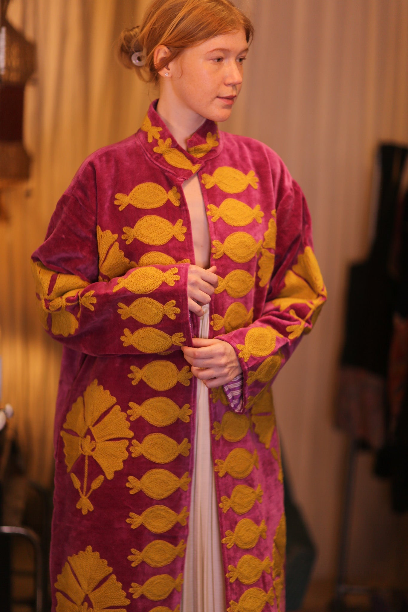 EMBROIDERED VELVET LONG COAT MISCHKA SHWEPAN - BANGKOK TAILOR CLOTHING STORE - HANDMADE CLOTHING