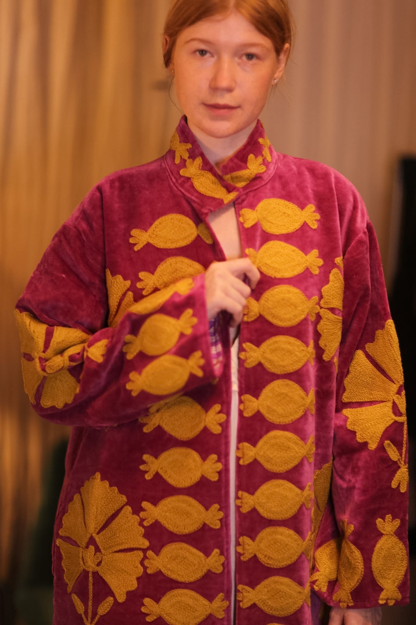EMBROIDERED VELVET LONG COAT MISCHKA SHWEPAN - BANGKOK TAILOR CLOTHING STORE - HANDMADE CLOTHING