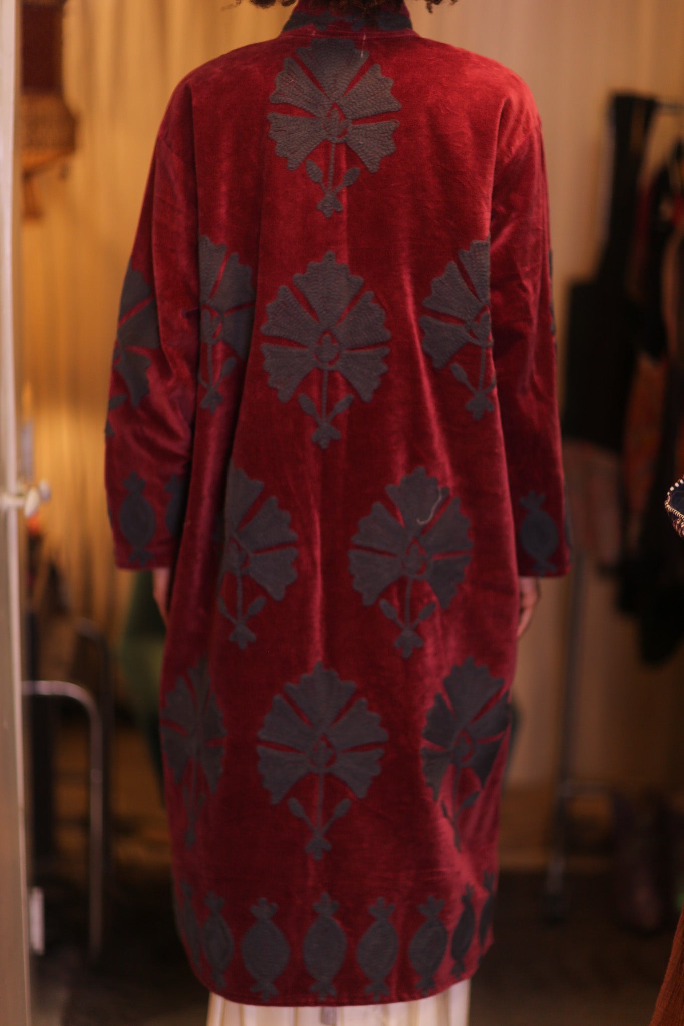 EMBROIDERED VELVET LONG COAT NFAI - BANGKOK TAILOR CLOTHING STORE - HANDMADE CLOTHING