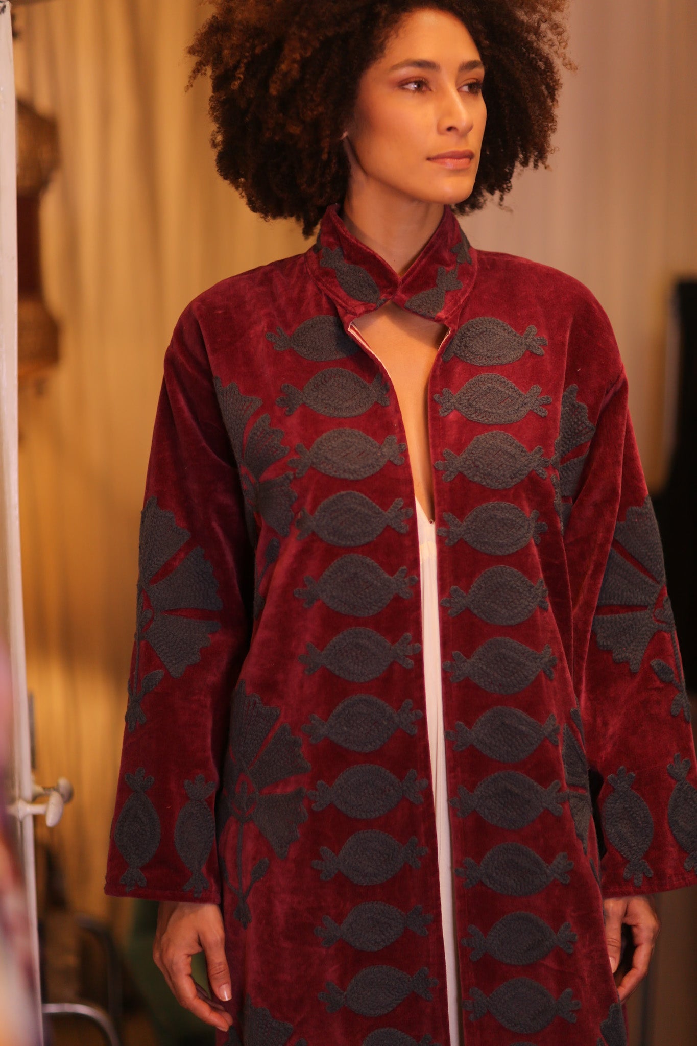 EMBROIDERED VELVET LONG COAT NFAI - BANGKOK TAILOR CLOTHING STORE - HANDMADE CLOTHING