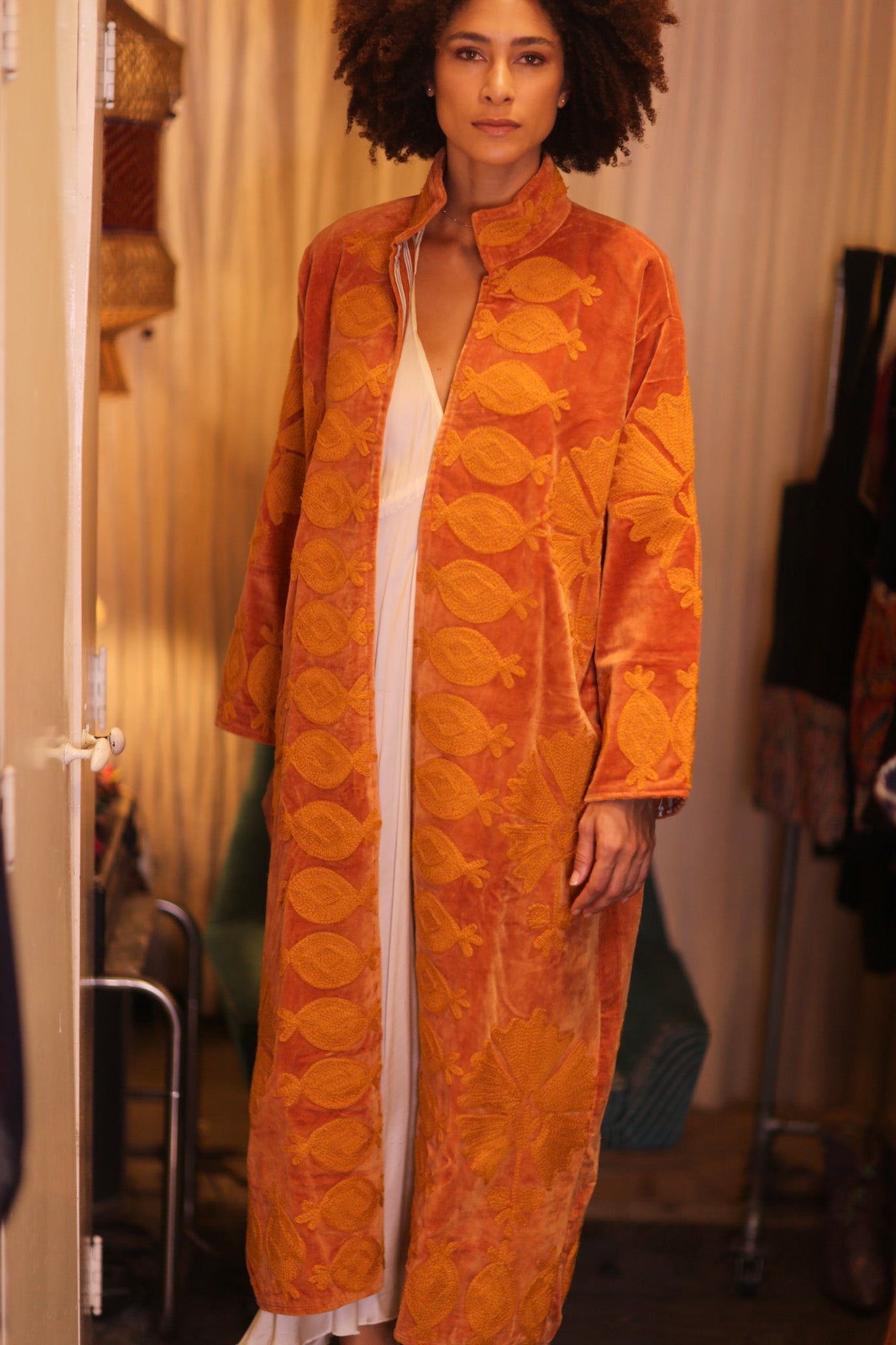 EMBROIDERED VELVET LONG COAT PDIN - BANGKOK TAILOR CLOTHING STORE - HANDMADE CLOTHING
