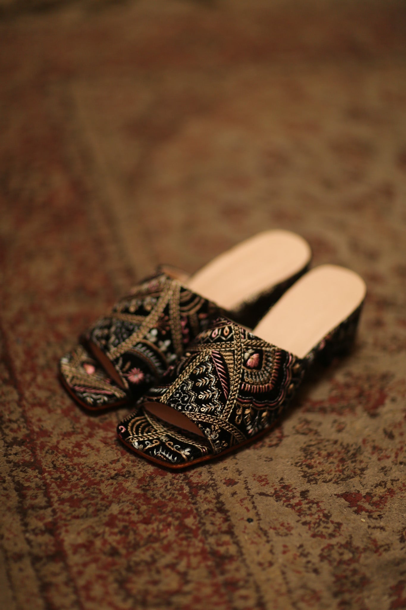 EMBROIDERED VELVET MULES - BANGKOK TAILOR CLOTHING STORE - HANDMADE CLOTHING