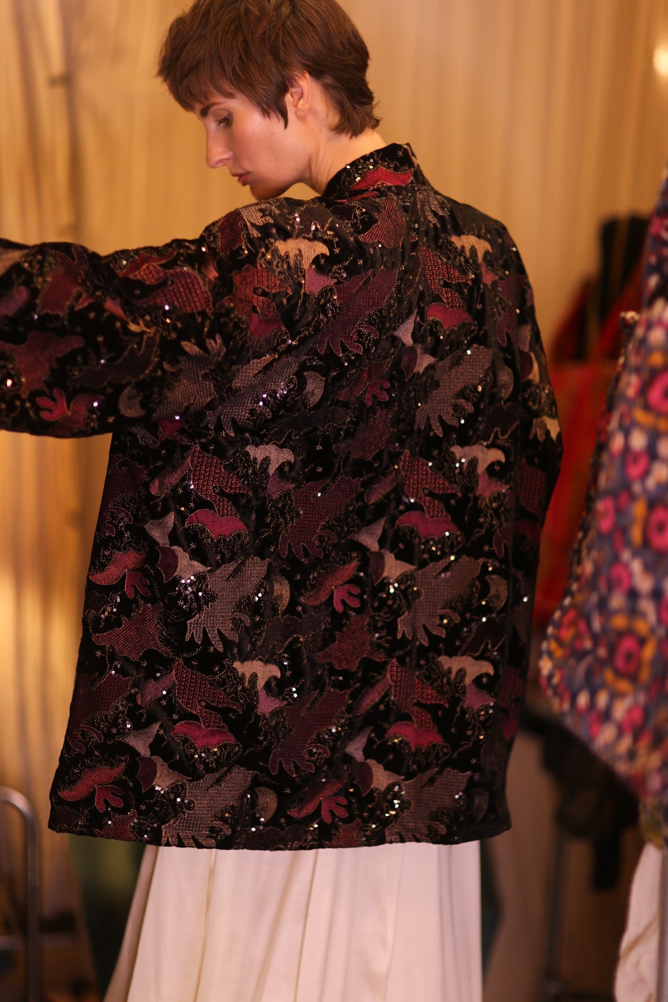 EMBROIDERED VELVET SHORT KIMONO MAPLES - BANGKOK TAILOR CLOTHING STORE - HANDMADE CLOTHING