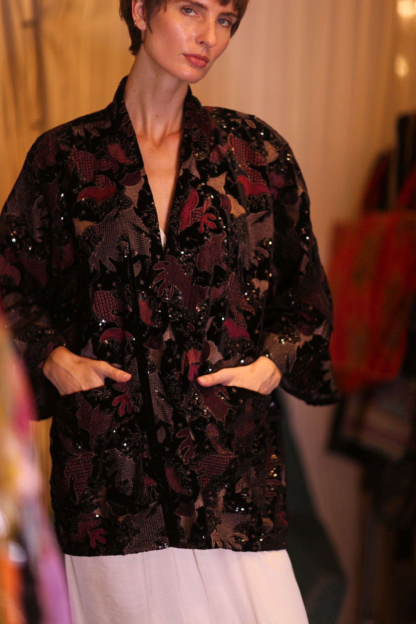 EMBROIDERED VELVET SHORT KIMONO MAPLES - BANGKOK TAILOR CLOTHING STORE - HANDMADE CLOTHING