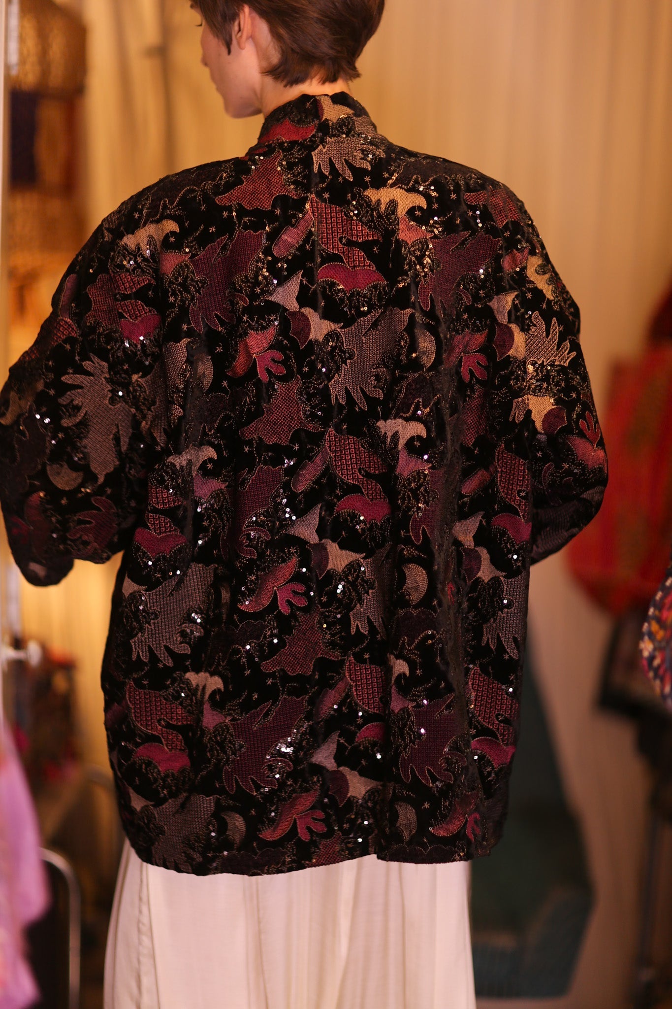 EMBROIDERED VELVET SHORT KIMONO MAPLES - BANGKOK TAILOR CLOTHING STORE - HANDMADE CLOTHING