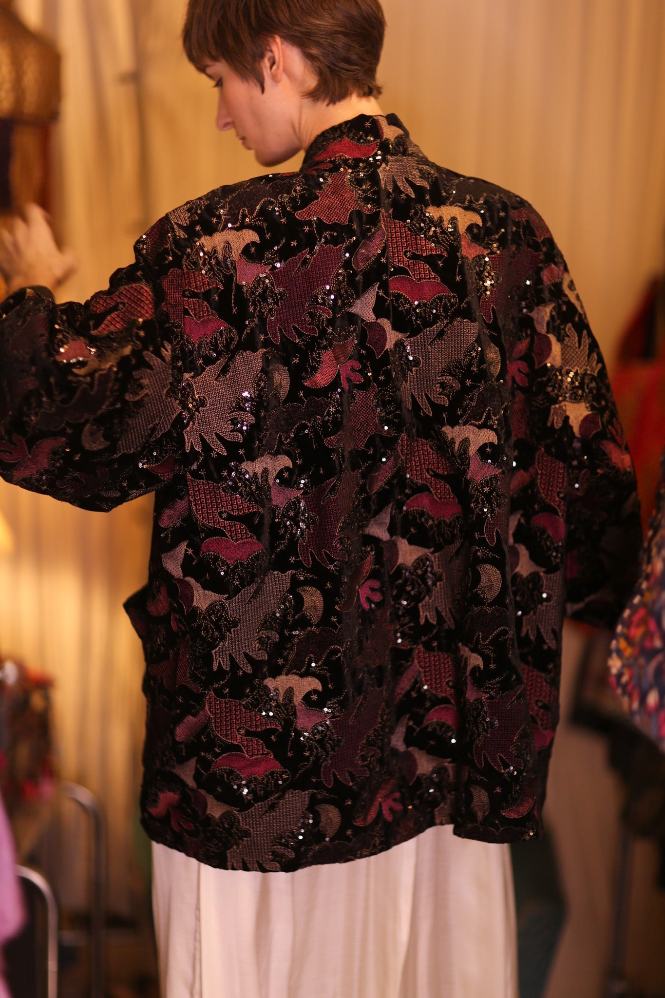 EMBROIDERED VELVET SHORT KIMONO MAPLES - BANGKOK TAILOR CLOTHING STORE - HANDMADE CLOTHING