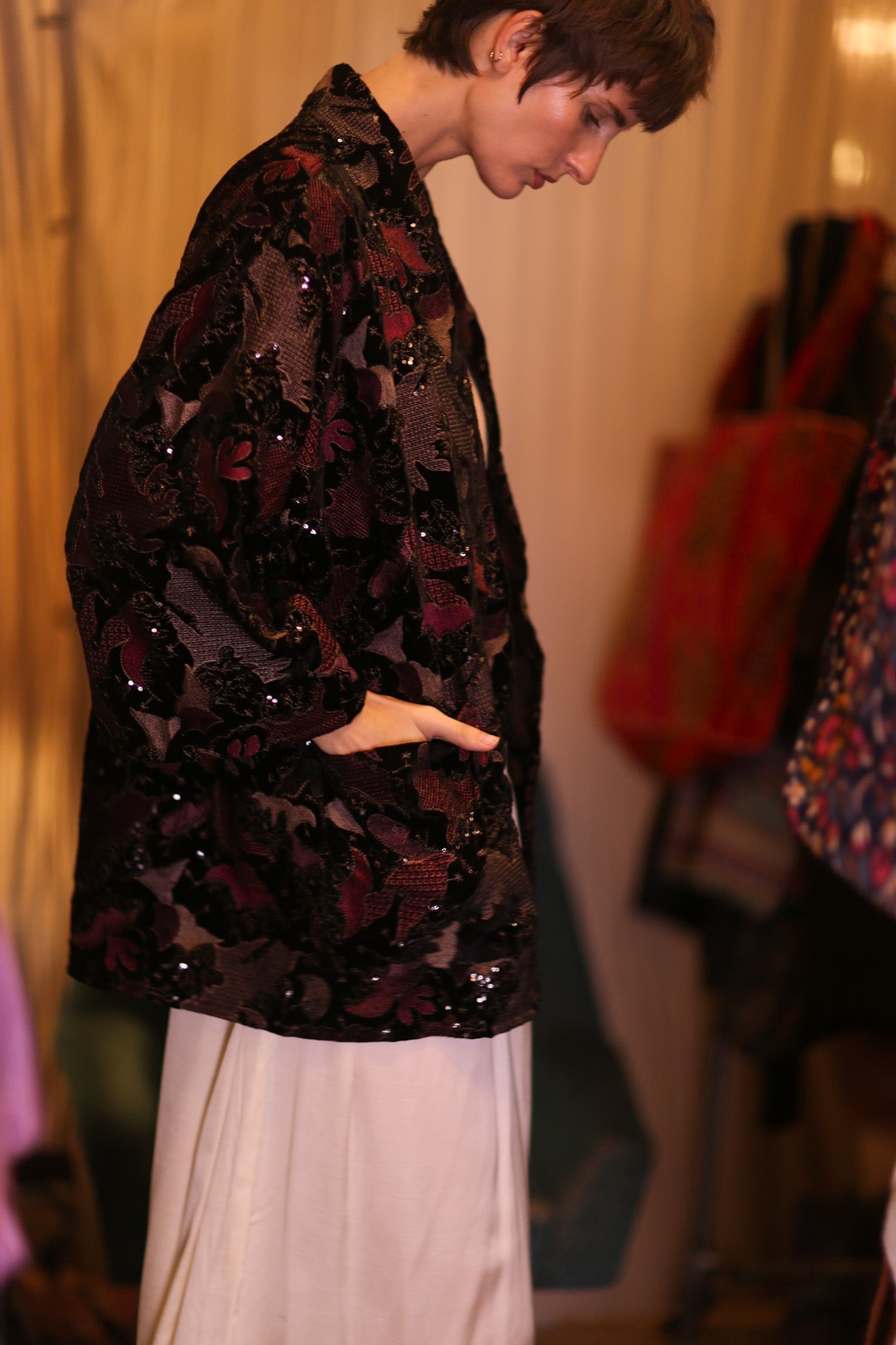 EMBROIDERED VELVET SHORT KIMONO MAPLES - BANGKOK TAILOR CLOTHING STORE - HANDMADE CLOTHING
