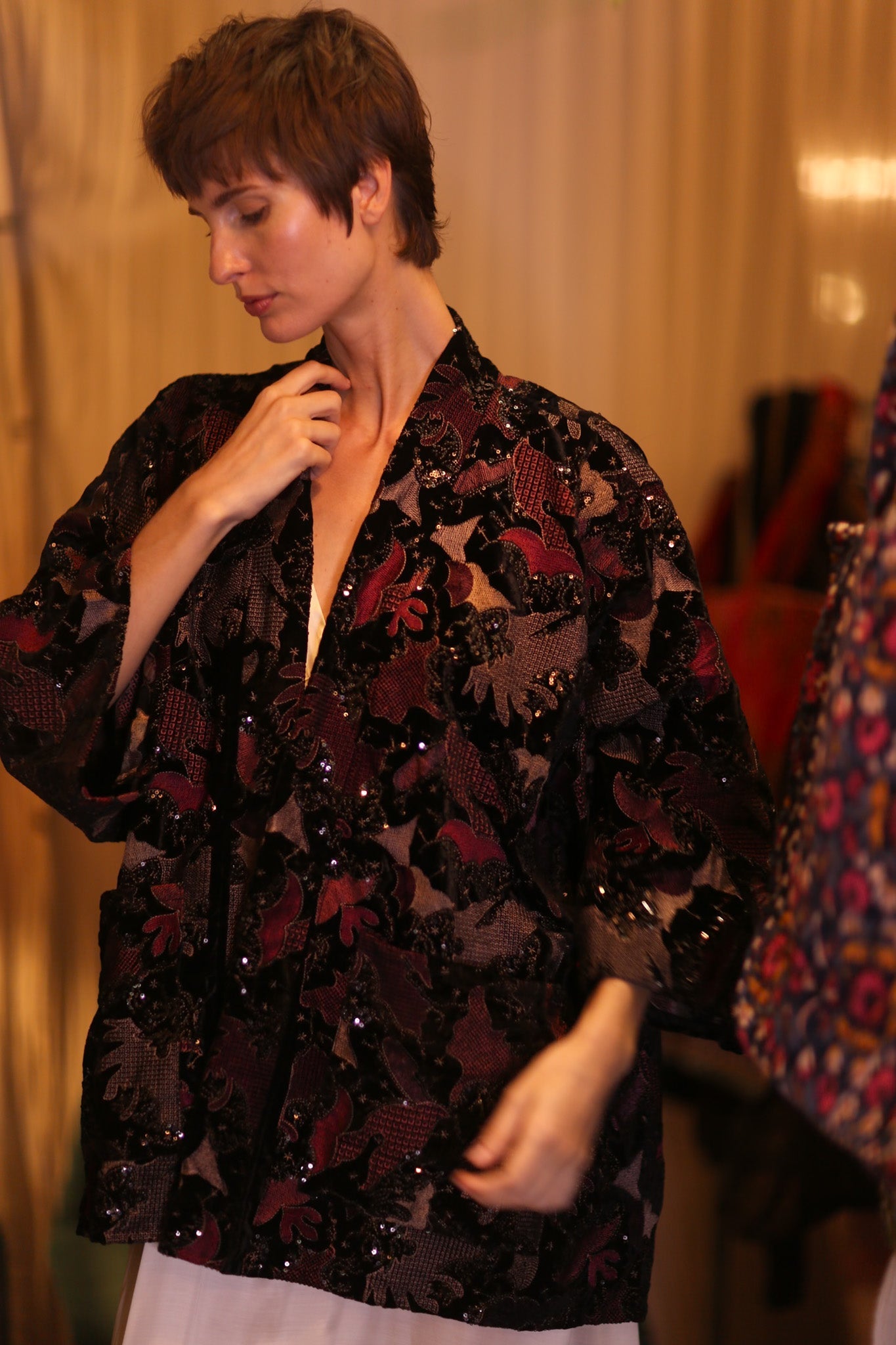 EMBROIDERED VELVET SHORT KIMONO MAPLES - BANGKOK TAILOR CLOTHING STORE - HANDMADE CLOTHING