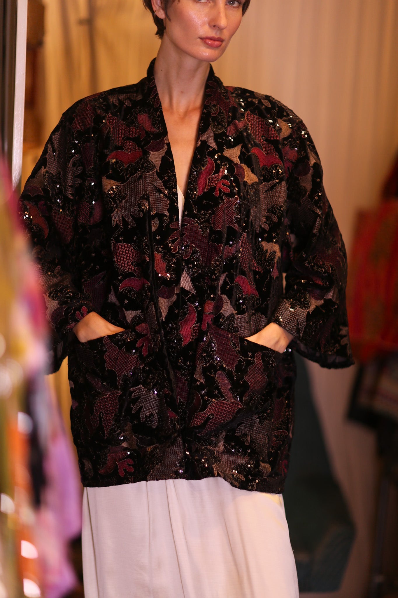 EMBROIDERED VELVET SHORT KIMONO MAPLES - BANGKOK TAILOR CLOTHING STORE - HANDMADE CLOTHING