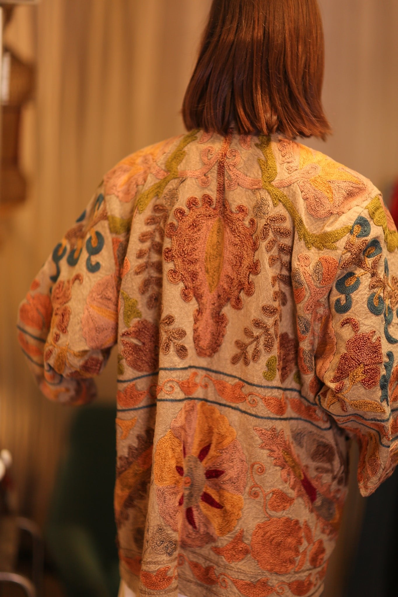EMBROIDERED VELVET SHORT KIMONO MONTY LULU - BANGKOK TAILOR CLOTHING STORE - HANDMADE CLOTHING