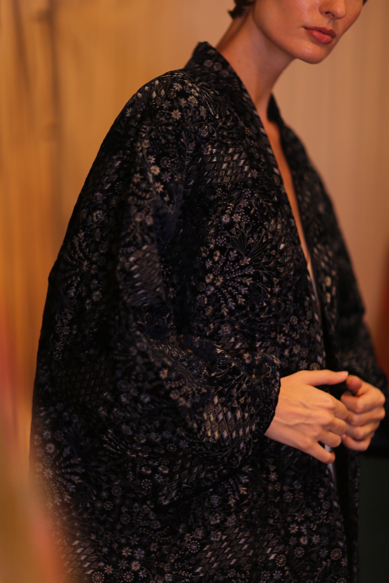 EMBROIDERED VELVET SHORT KIMONO NYSSA - BANGKOK TAILOR CLOTHING STORE - HANDMADE CLOTHING