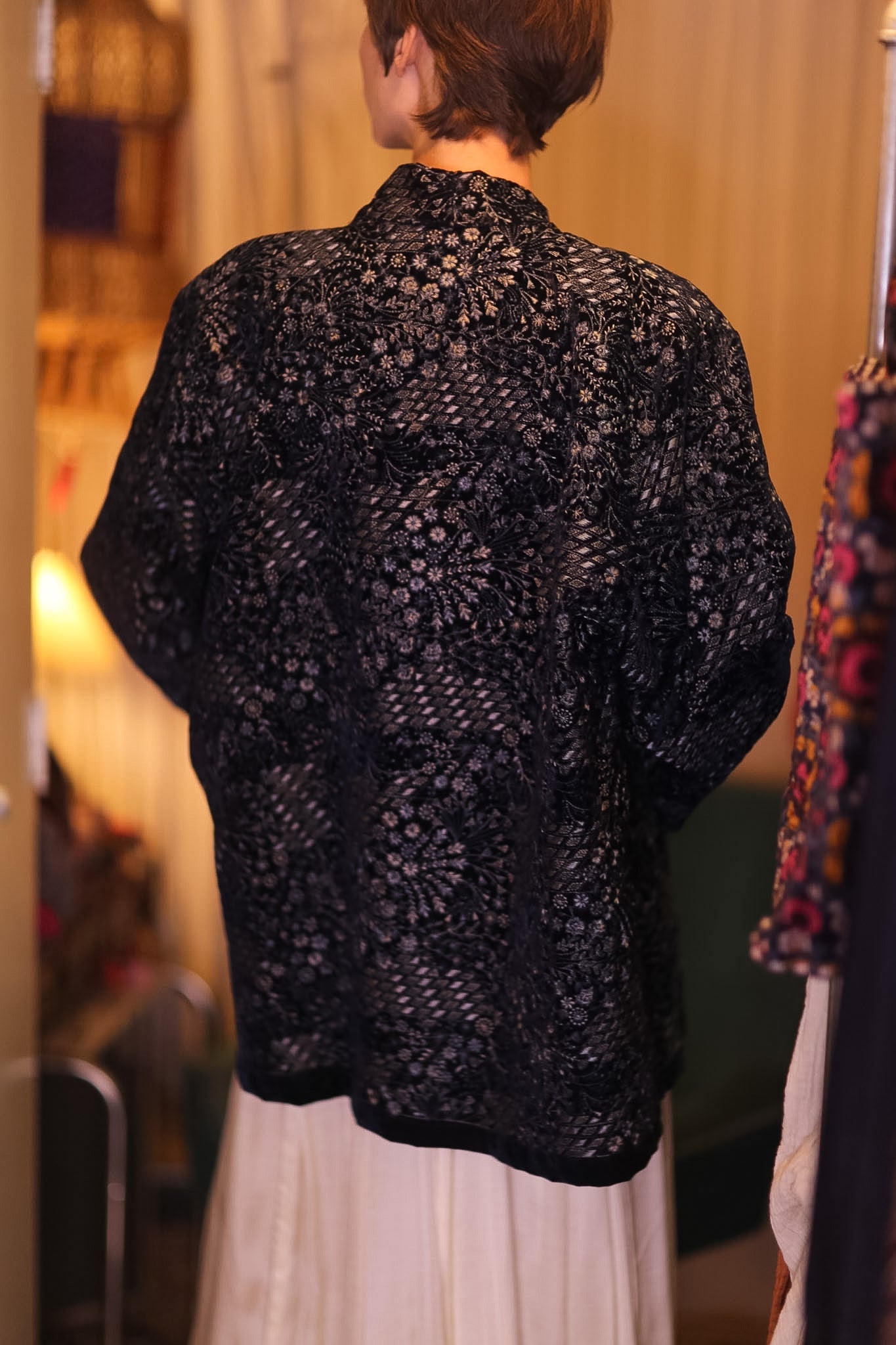 EMBROIDERED VELVET SHORT KIMONO NYSSA - BANGKOK TAILOR CLOTHING STORE - HANDMADE CLOTHING