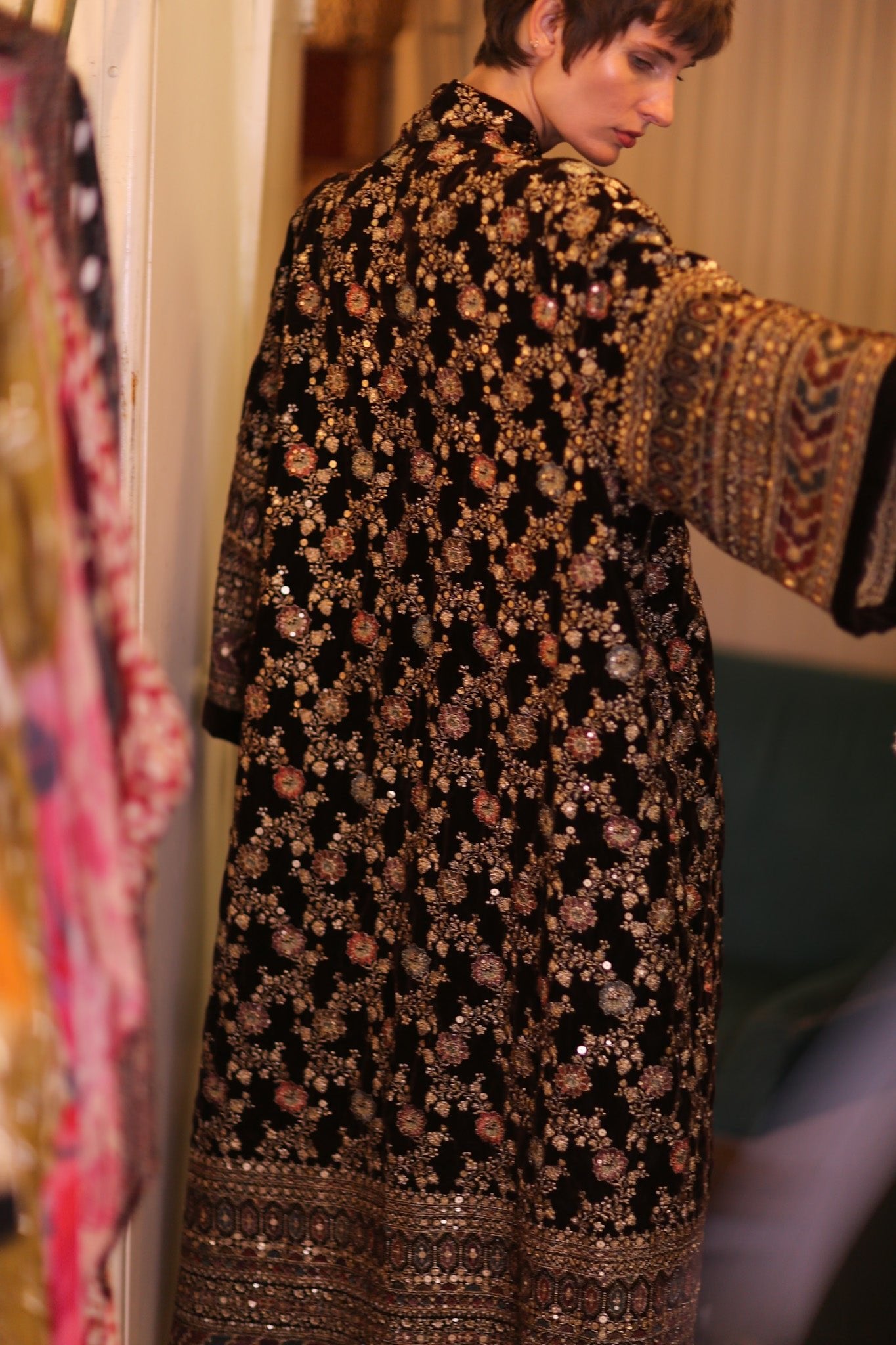 EMBROIDERED VELVET WING KIMONO MELNU - BANGKOK TAILOR CLOTHING STORE - HANDMADE CLOTHING
