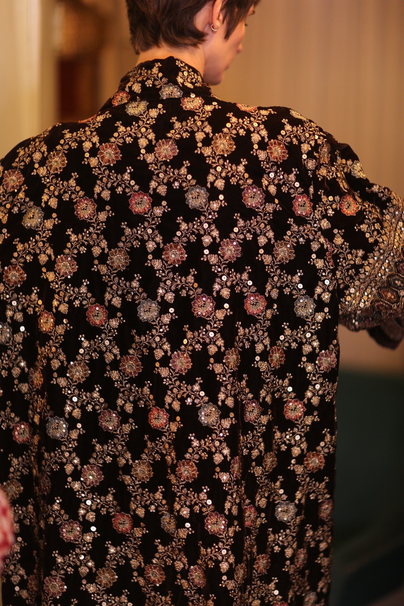 EMBROIDERED VELVET WING KIMONO MELNU - BANGKOK TAILOR CLOTHING STORE - HANDMADE CLOTHING