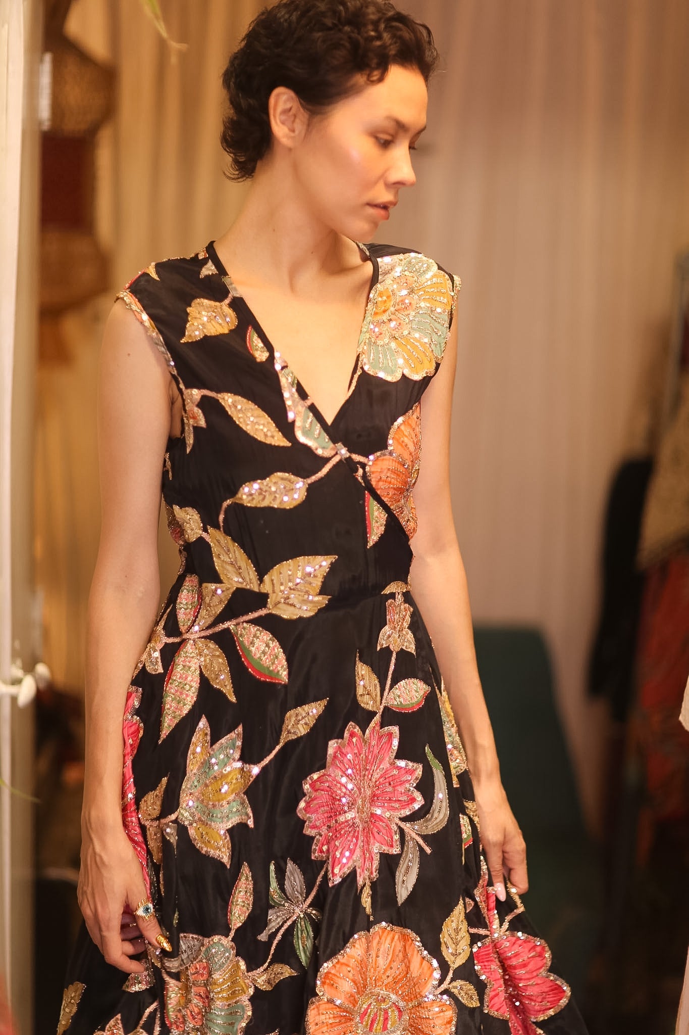 EMBROIDERED WARP SILK DRESS SHONE - BANGKOK TAILOR CLOTHING STORE - HANDMADE CLOTHING