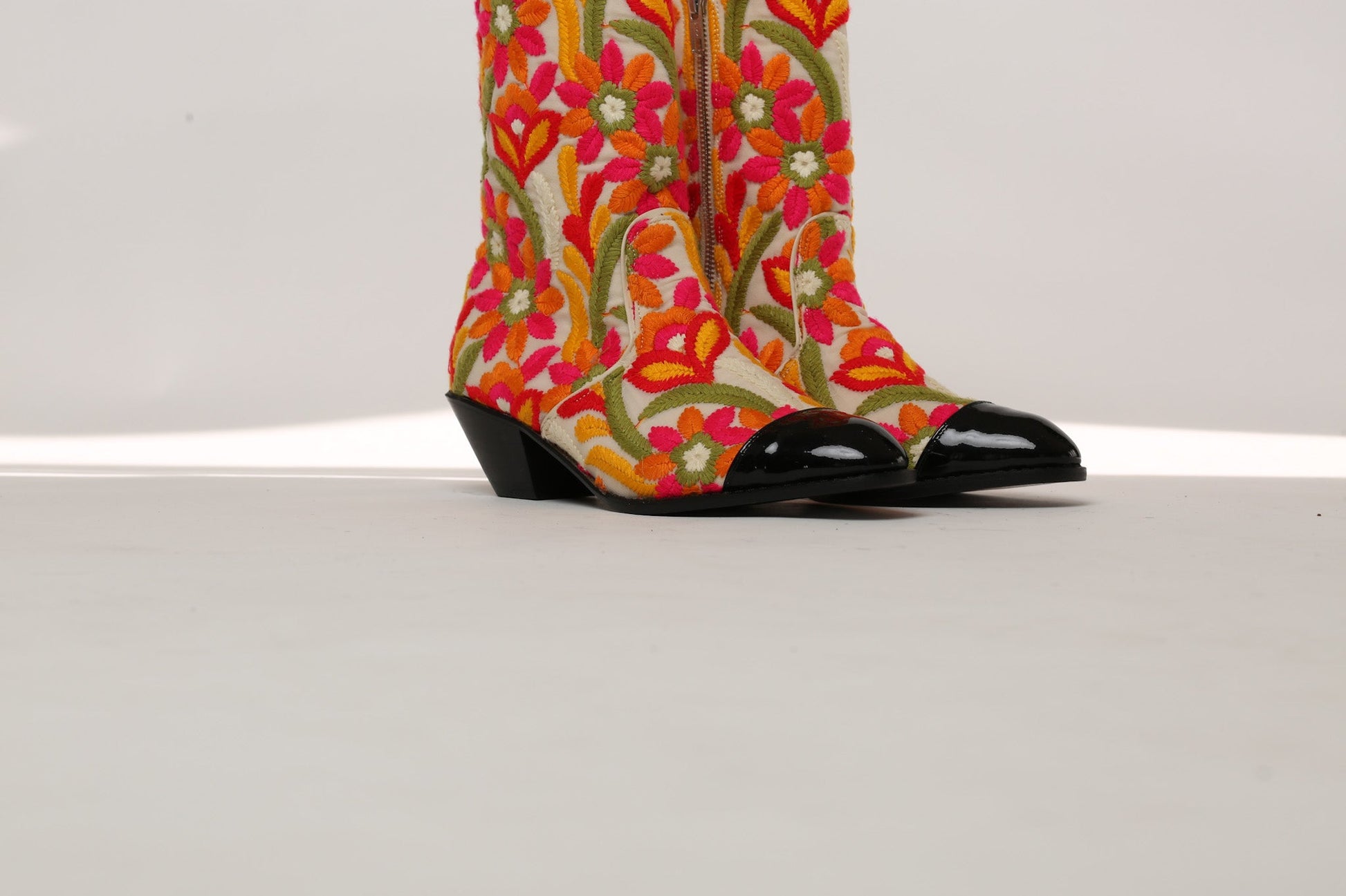 ESME FLORAL EMBROIDERED BOOTS - BANGKOK TAILOR CLOTHING STORE - HANDMADE CLOTHING